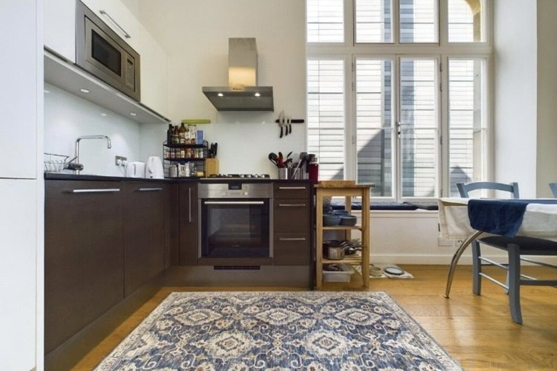 Flat 12, 19 Simpson Loan, Edinburgh, EH3 9BS - Picture #3