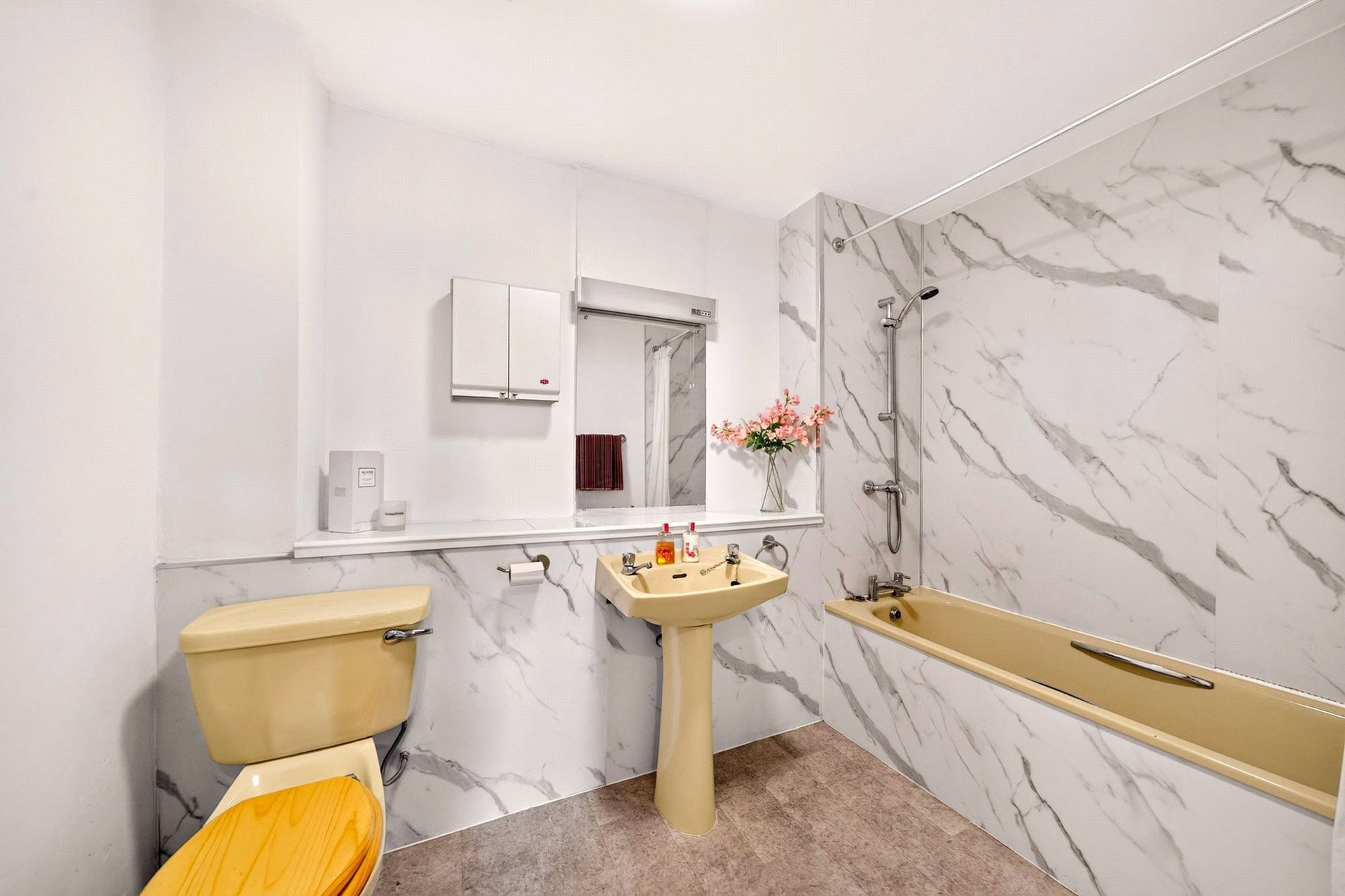 Flat 53, Royal Mile Mansions, 50 North Bridge, Edinburgh, Midlothian, EH1 1QN - Picture #16