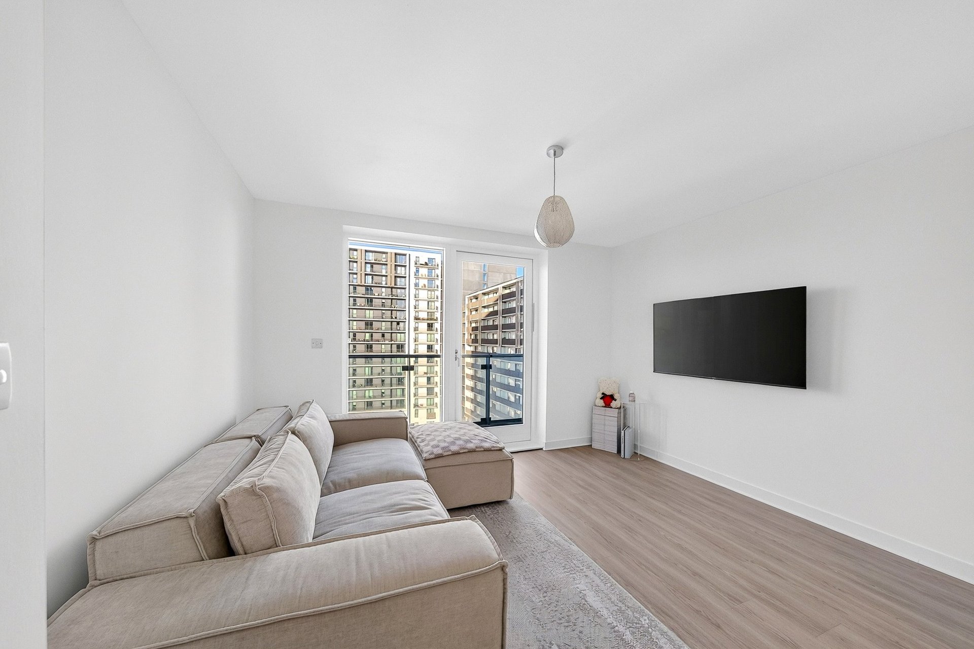 8/7, 354 Meadowside Quay Walk, Glasgow Harbour, Glasgow, G11 6ED - Picture #2