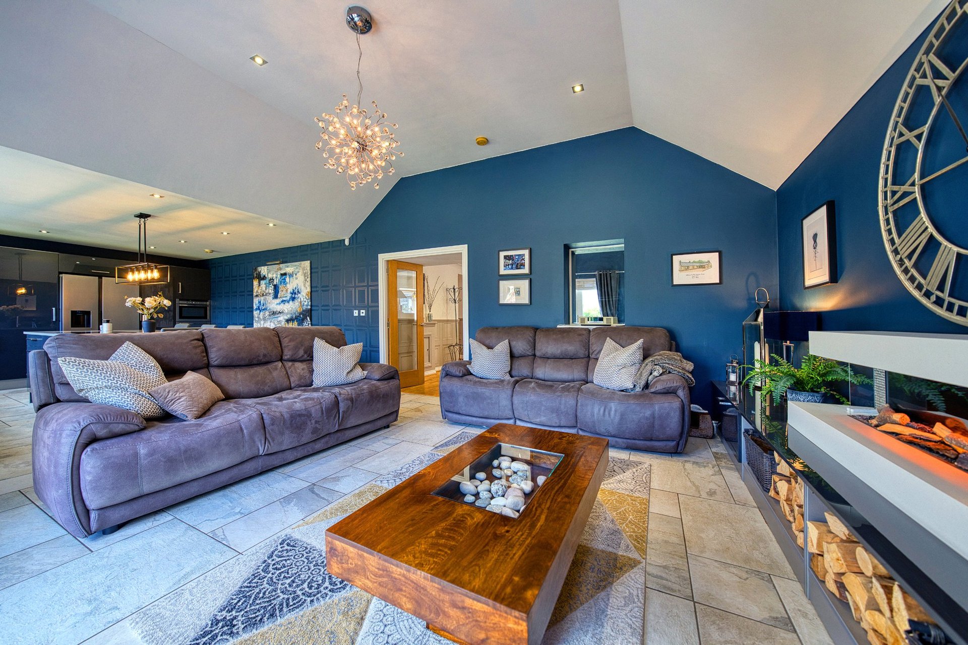 8 Dun Park, Kirkintilloch, East Dunbartonshire, G66 2DU - Picture #10