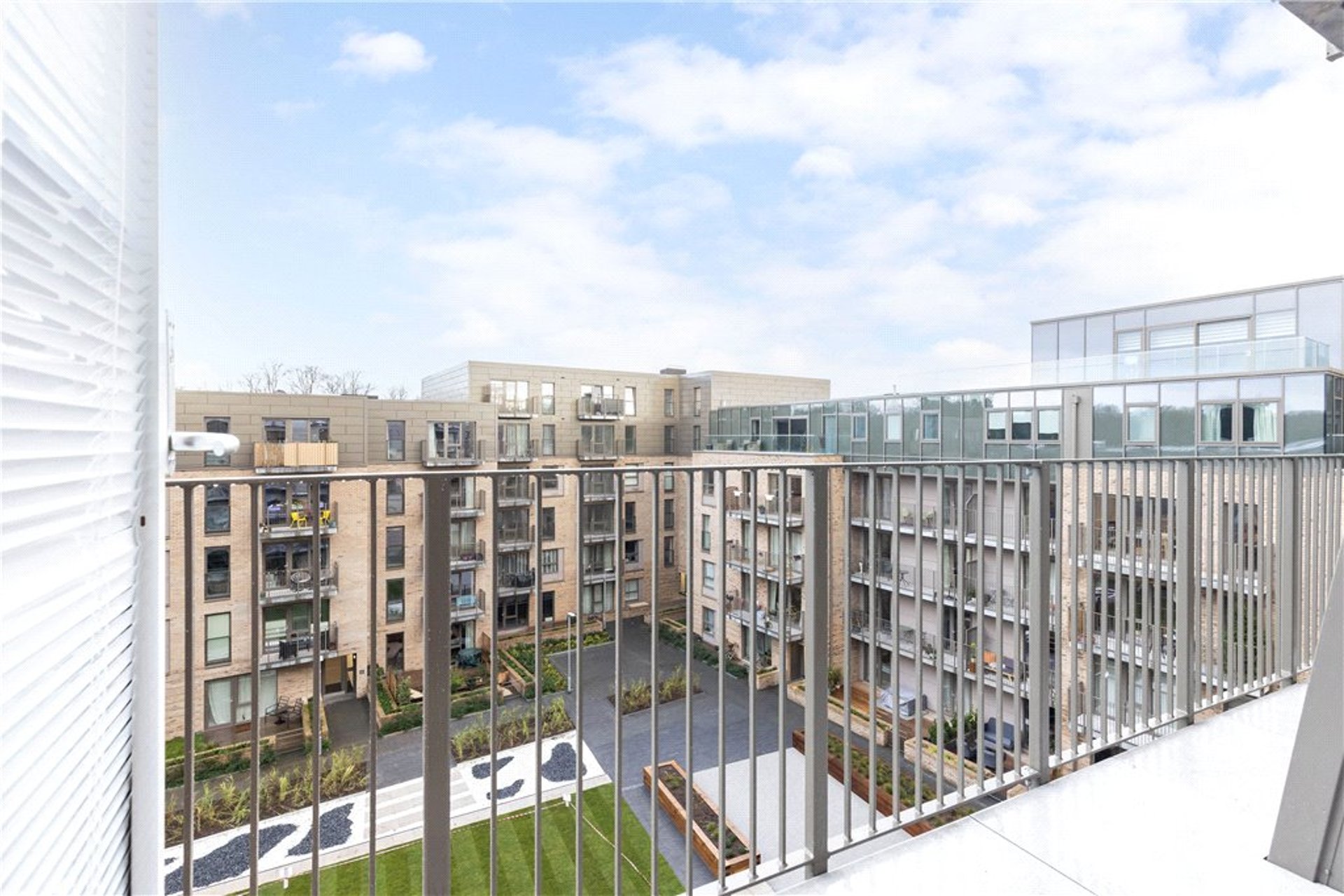 25, 17 Hughes Close, Warriston Road, Edinburgh, EH7 4GN - Picture #16