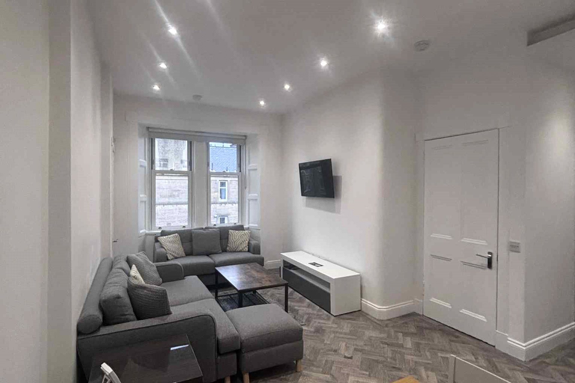 3F2, 12 Dean Park Street, Edinburgh, EH4 1JW - Picture #4