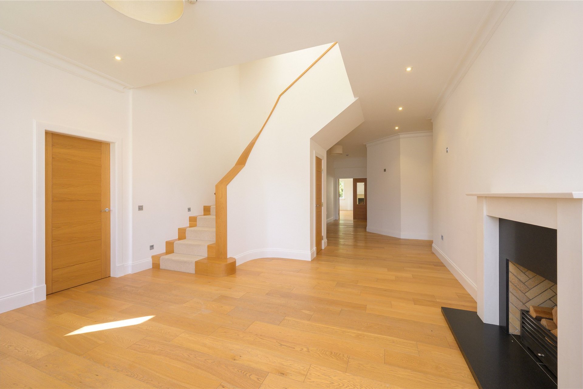 Glenaig, 11 The Queens Crescent, Auchterarder, PH3 1QL - Picture #3