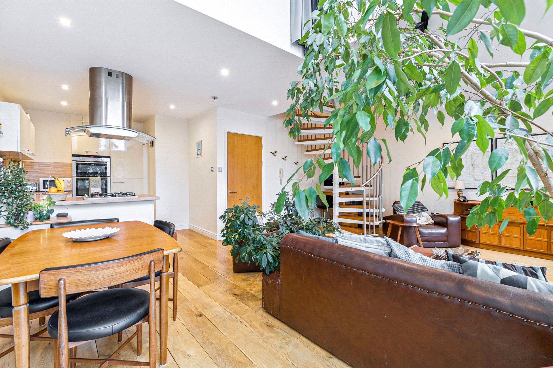 Flat 3/8, The Metropole, 87 Dunlop Street, Glasgow City, G1 4ET - Picture #8