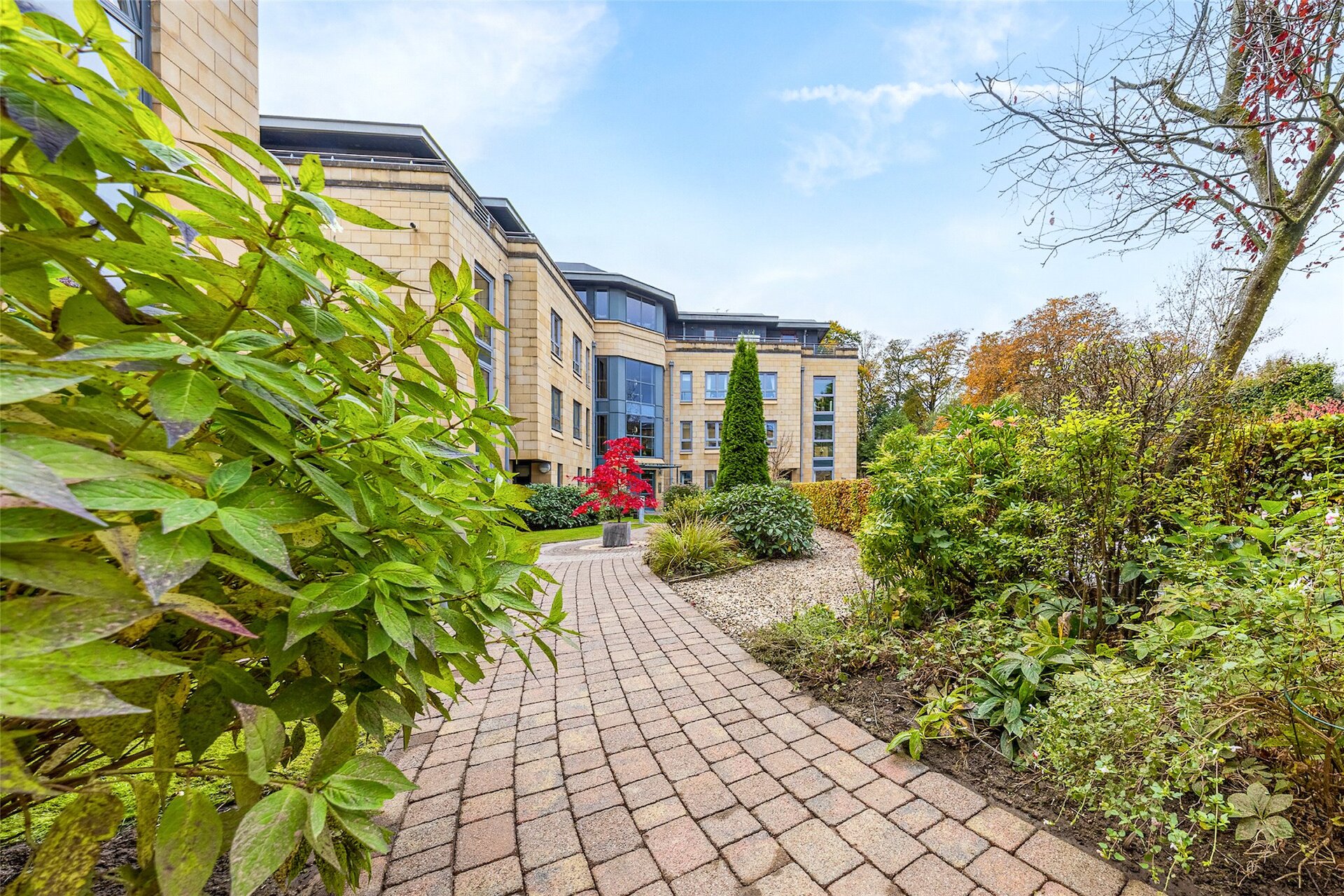 8 Thorn Heights, Bearsden, G61 4AZ - Picture #1