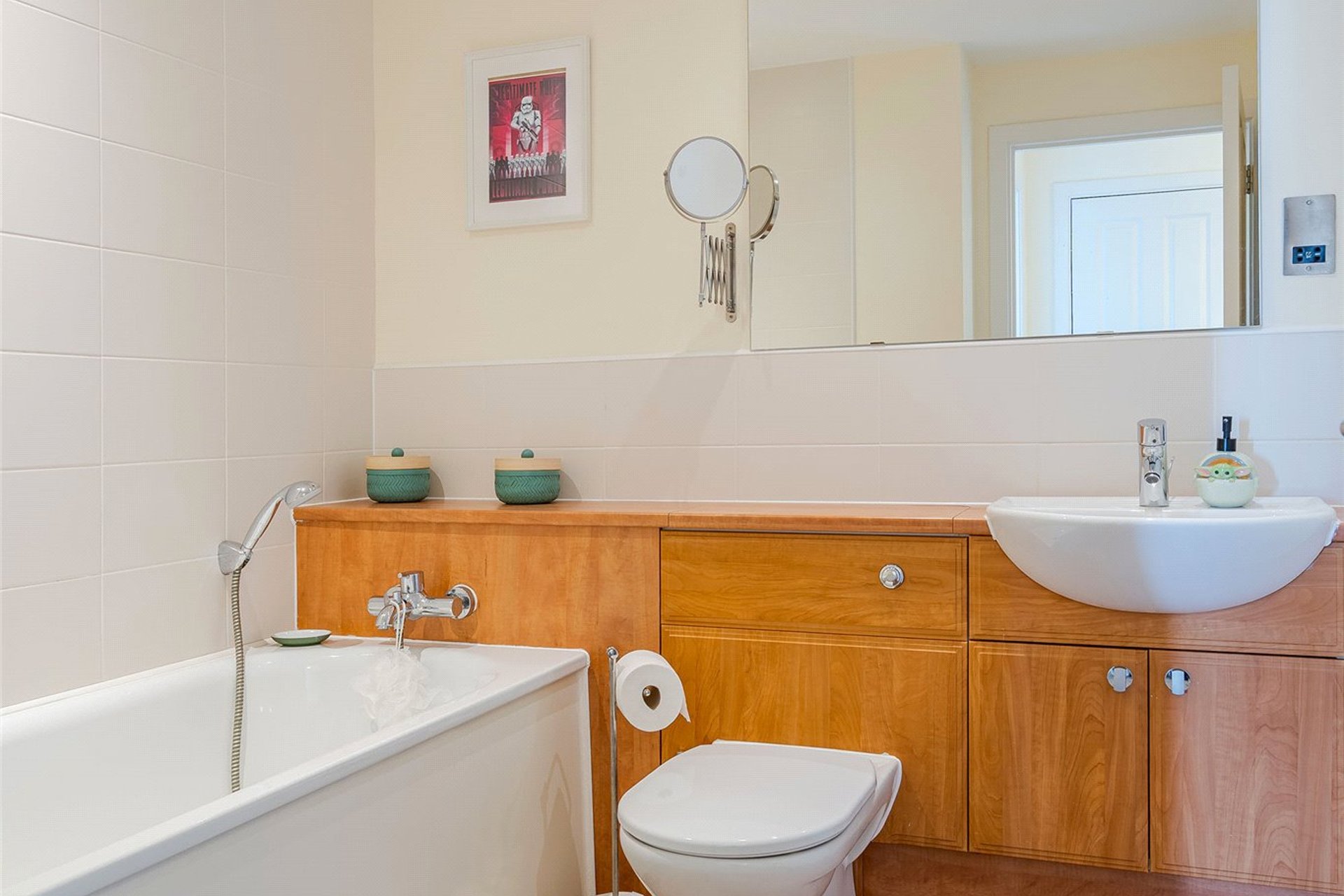 84 Canniesburn Quadrant, Bearsden, G61 1RW - Picture #18