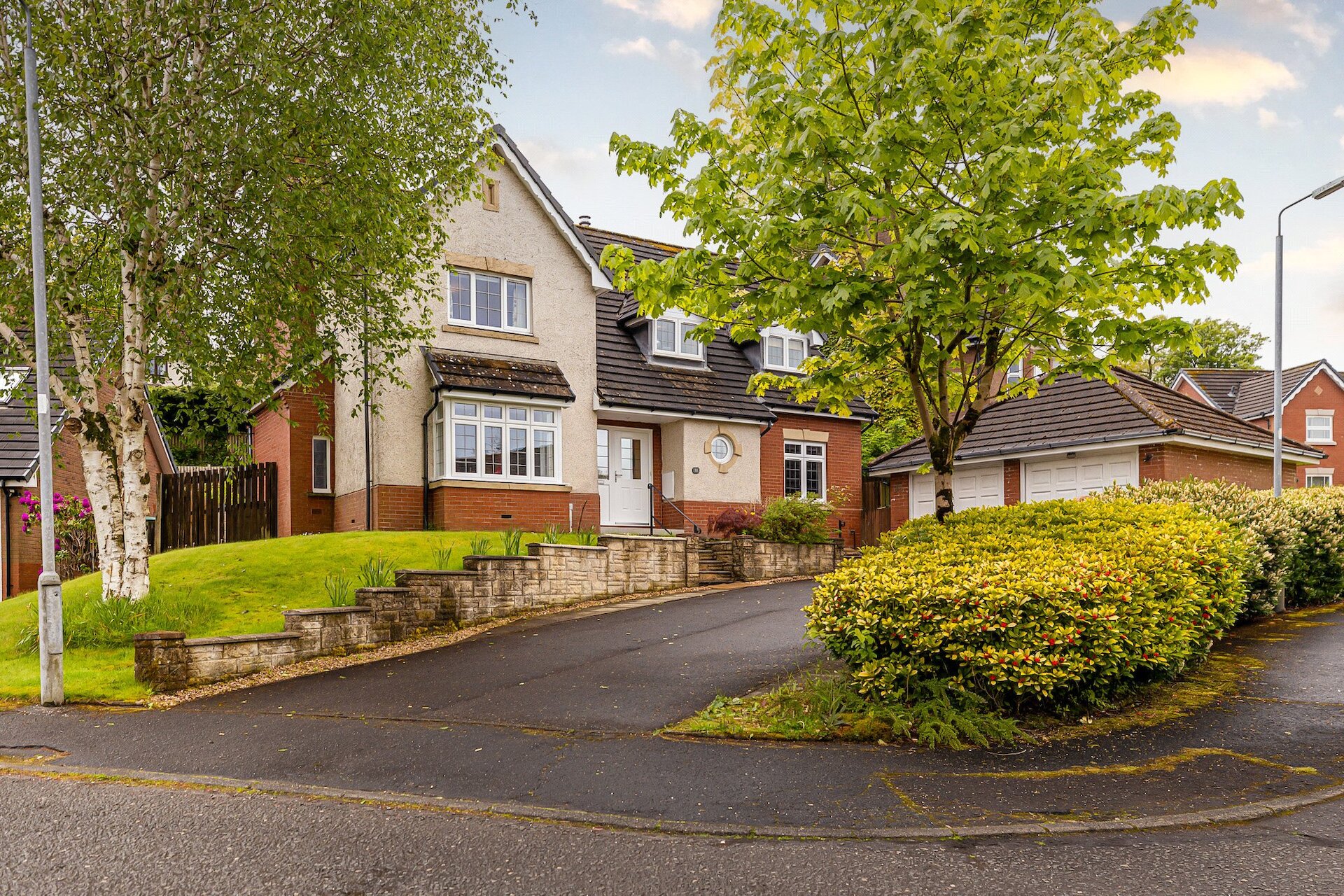 33 Douglas Muir Drive, Milngavie, G62 7RJ - Picture #1