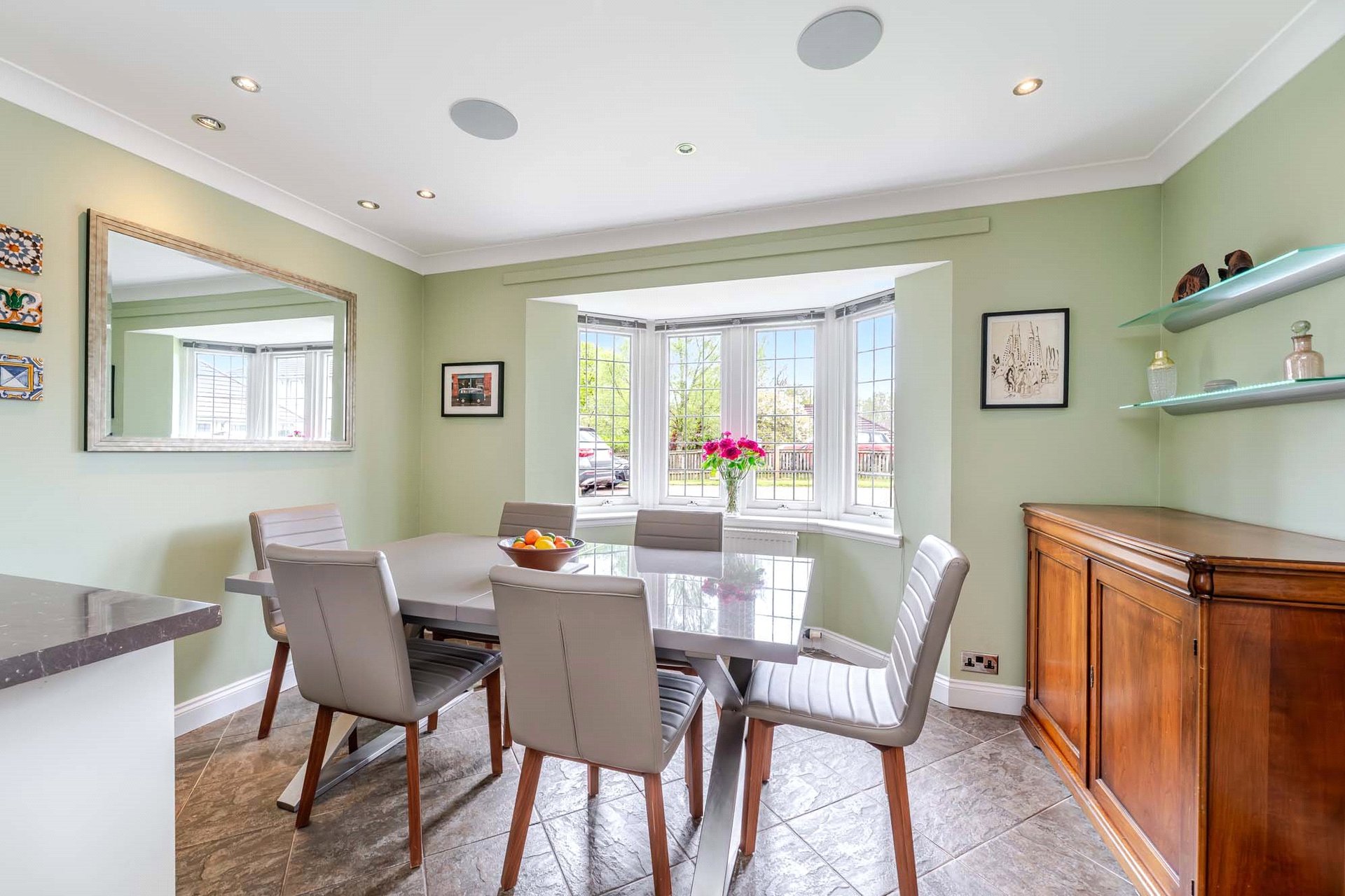 16 St. Vigeans Place, Newton Mearns, Glasgow, G77 6FB - Picture #11
