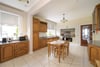Hillcrest House, 54 Carnock Road, Dunfermline, Fife, KY12 9NT - Picture #6