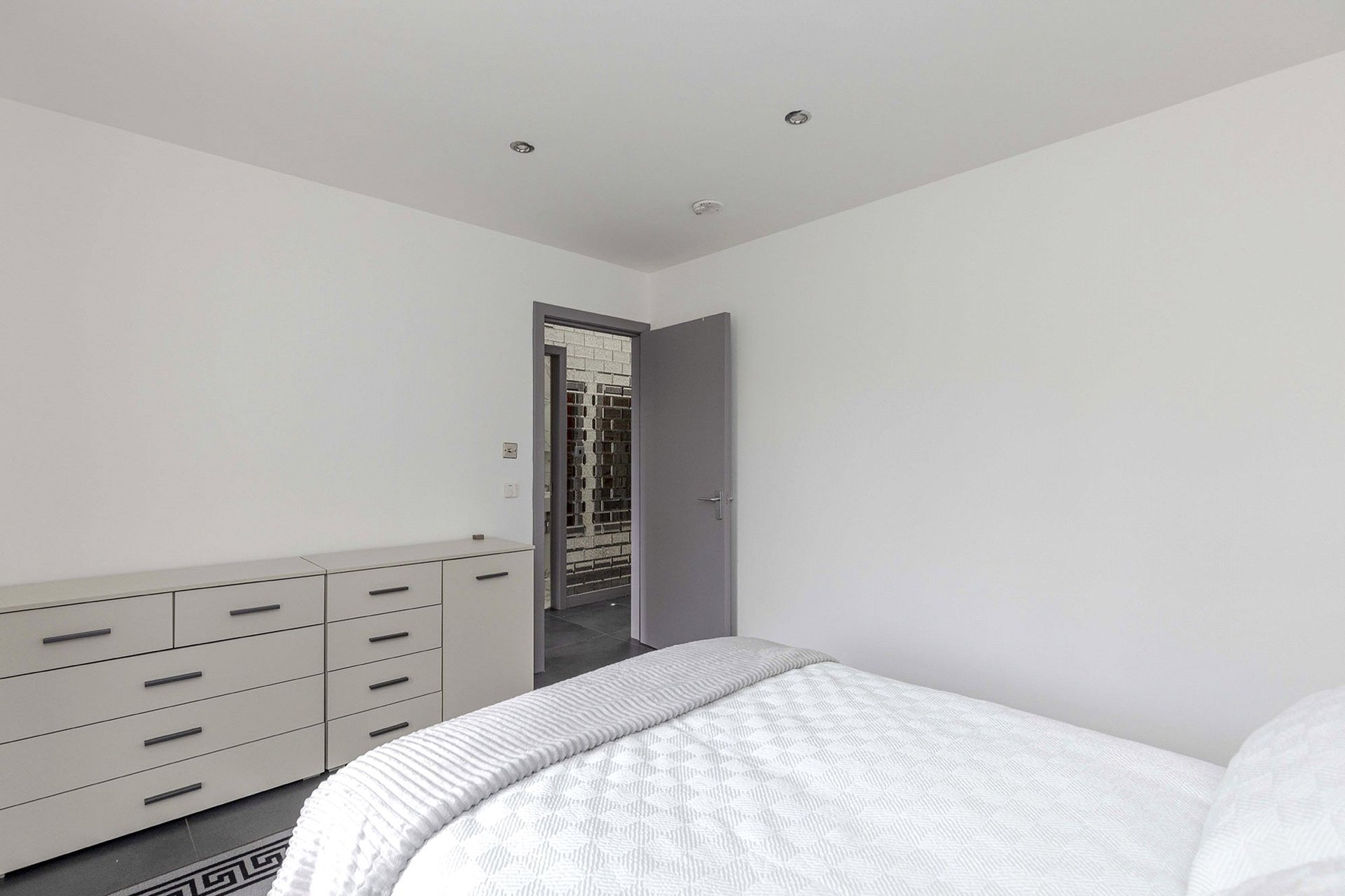 3F3, 99 Shandwick Place, Edinburgh, EH2 4SD - Picture #15