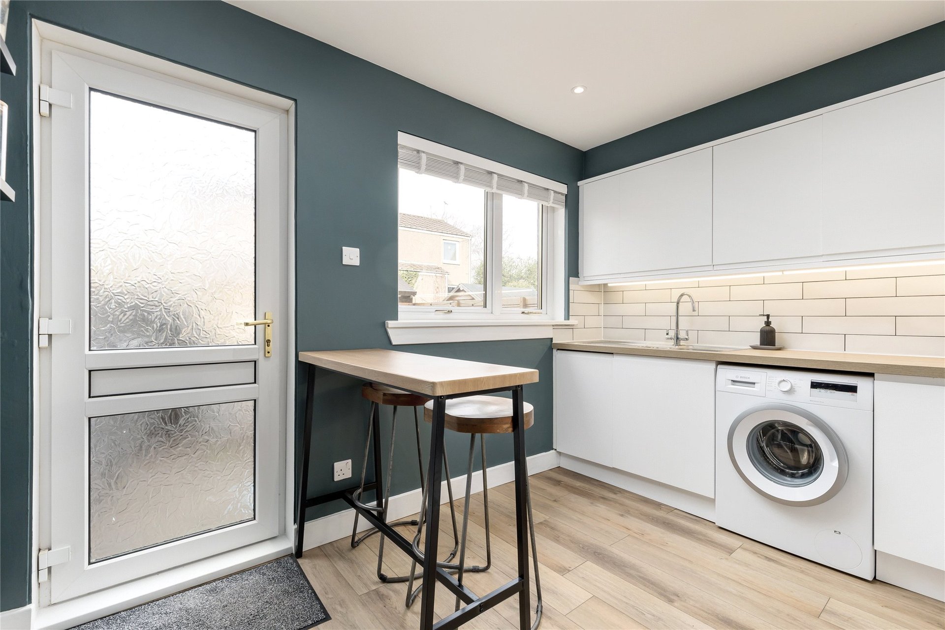 11 Craigcrook Gardens, Edinburgh, Midlothian, EH4 3NW - Picture #4