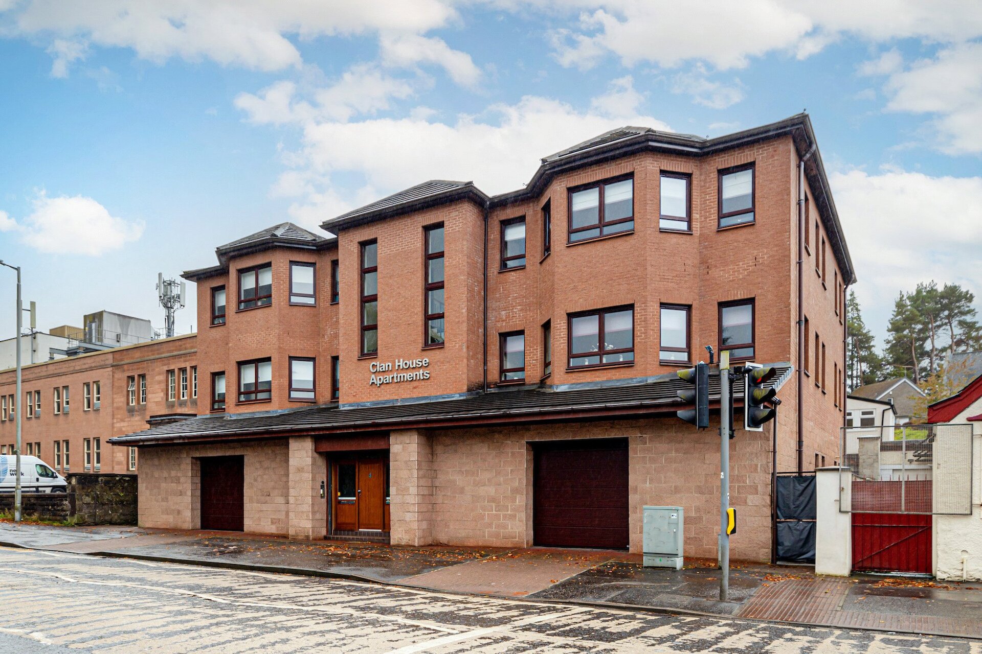2/2, 4 Eastwoodmains Road, Giffnock, Glasgow, G46 6QF - Picture #1