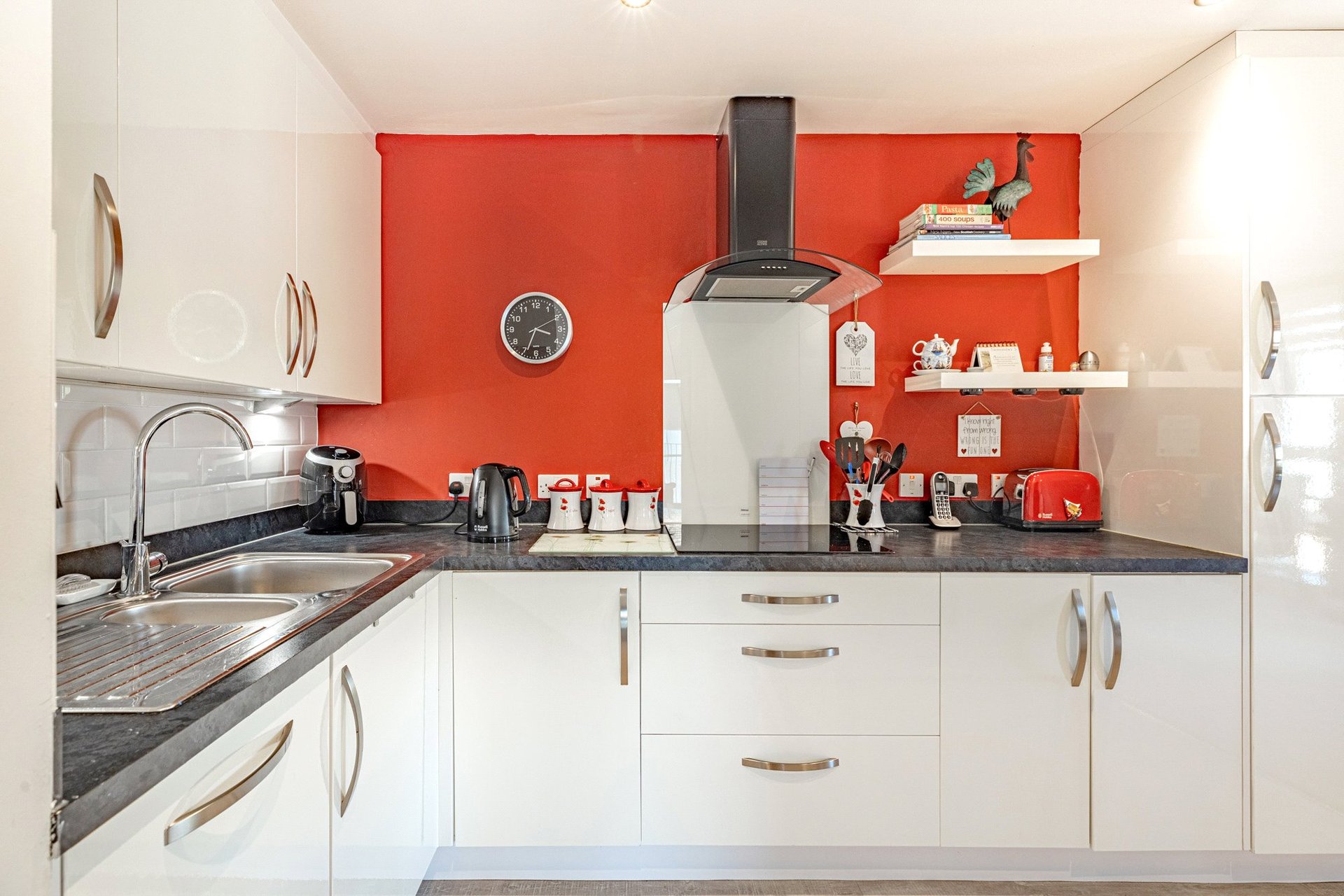 Flat 2/5, 9 St Andrews Way, Bearsden, G61 3RZ - Picture #10