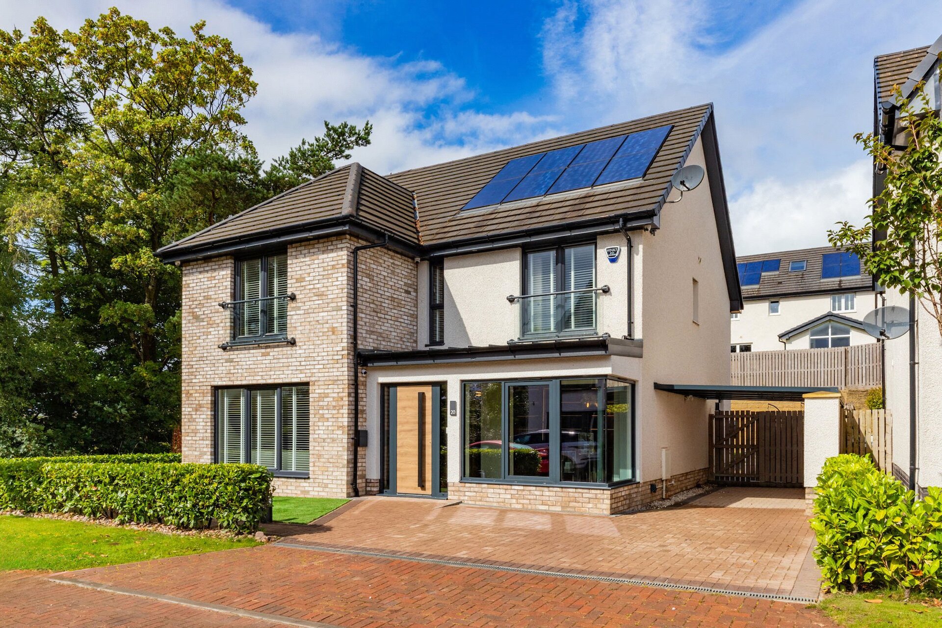 20 Currer Avenue, Jackton, Glasgow, South Lanarkshire, G75 8WQ - Picture #1