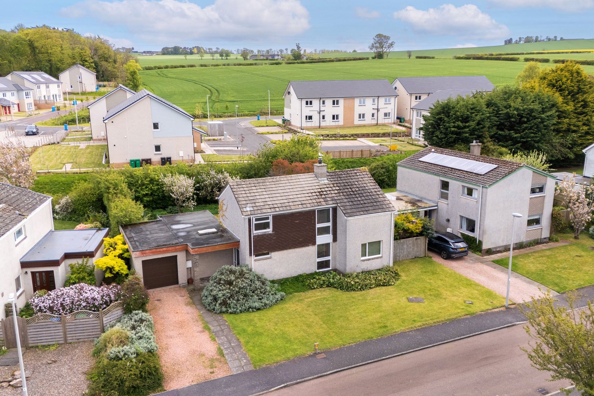 15 Irvine Crescent, St. Andrews, Fife, KY16 8LG - Picture #2