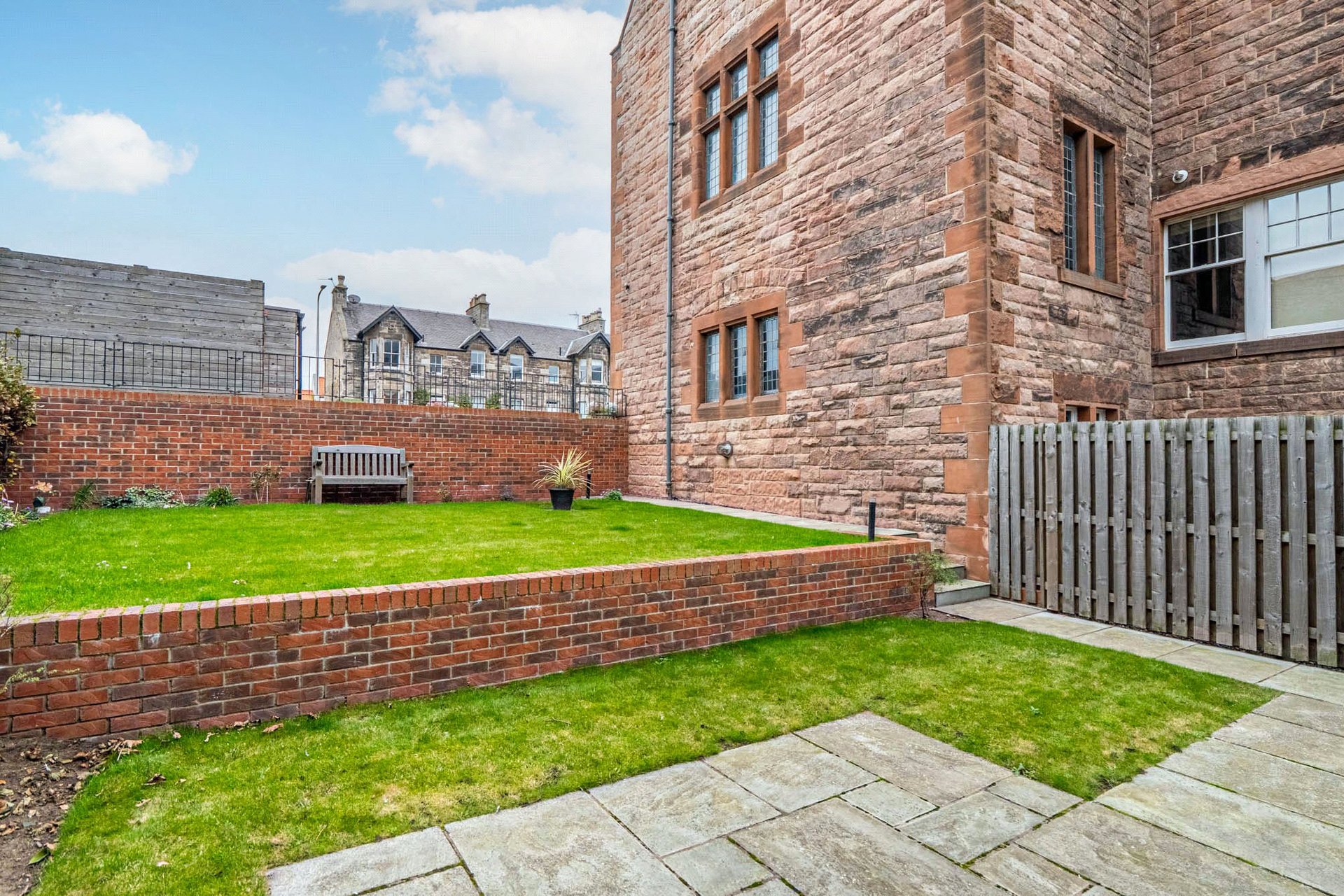 2/2 Archer House, 36 Main Street, Gullane, EH31 2AA - Picture #30