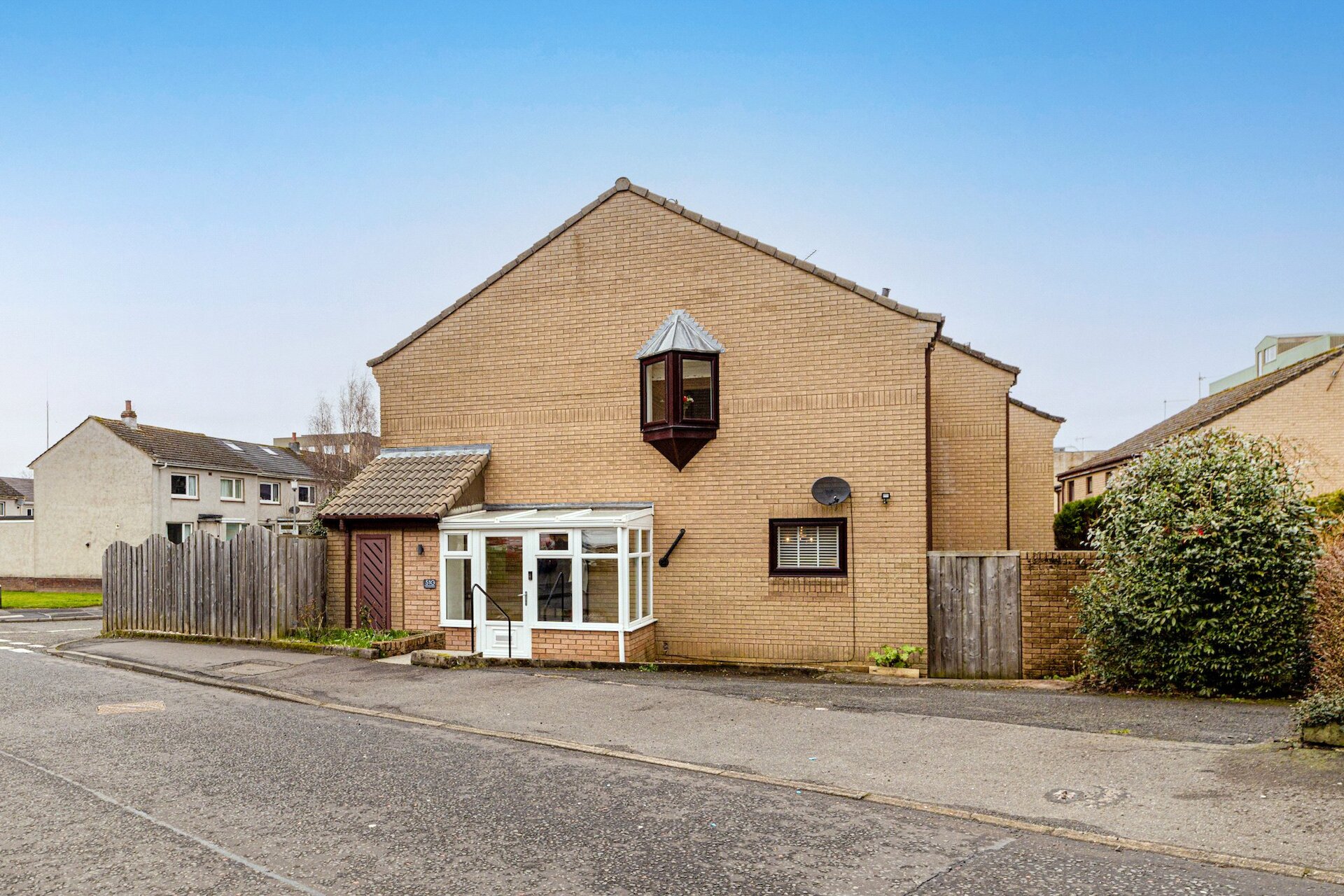 51g Montrose Drive, Bearsden, G61 3JY - Picture #1