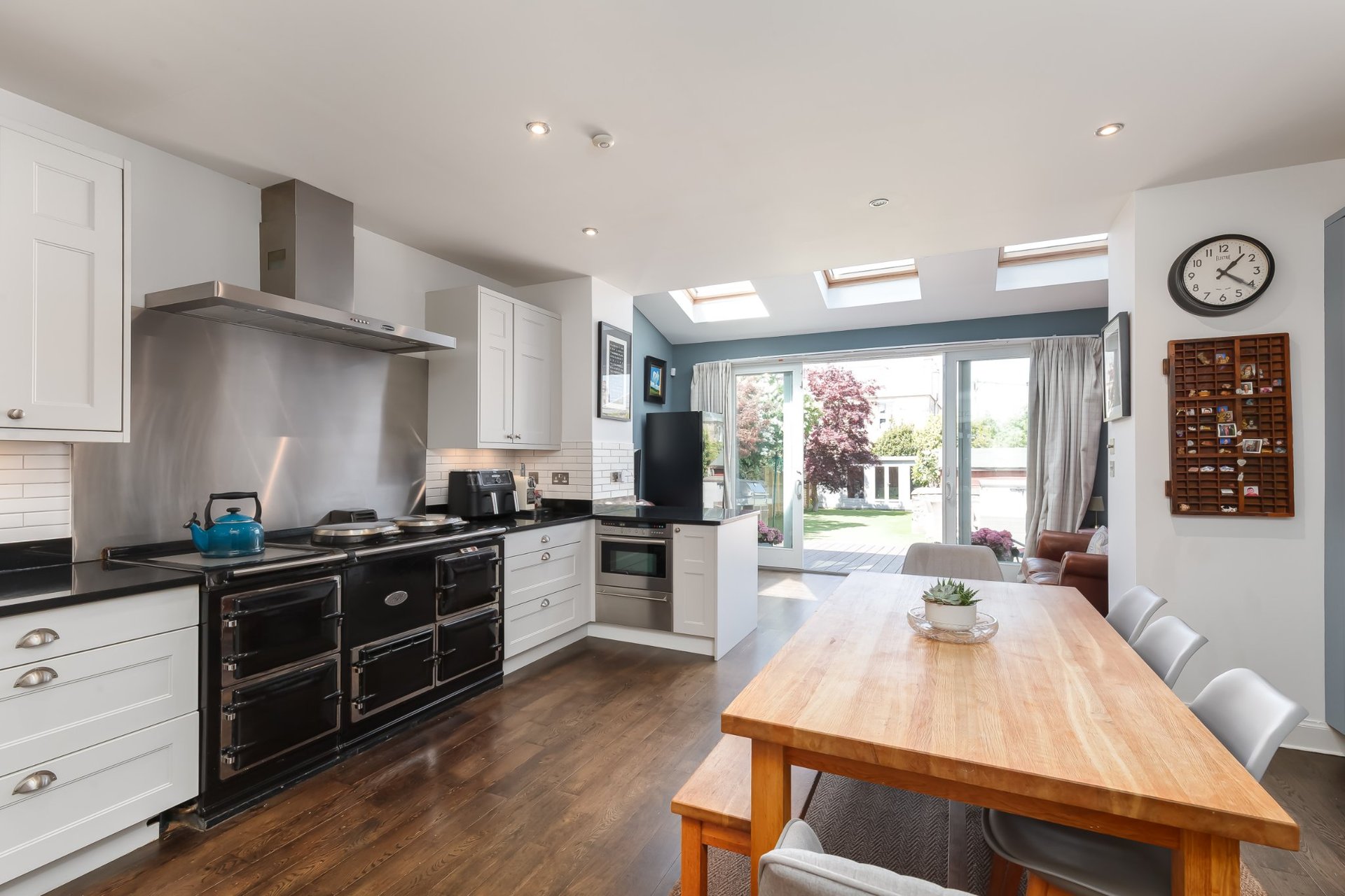 30 Comiston Drive, Morningside, Edinburgh, EH10 5QR - Picture #2