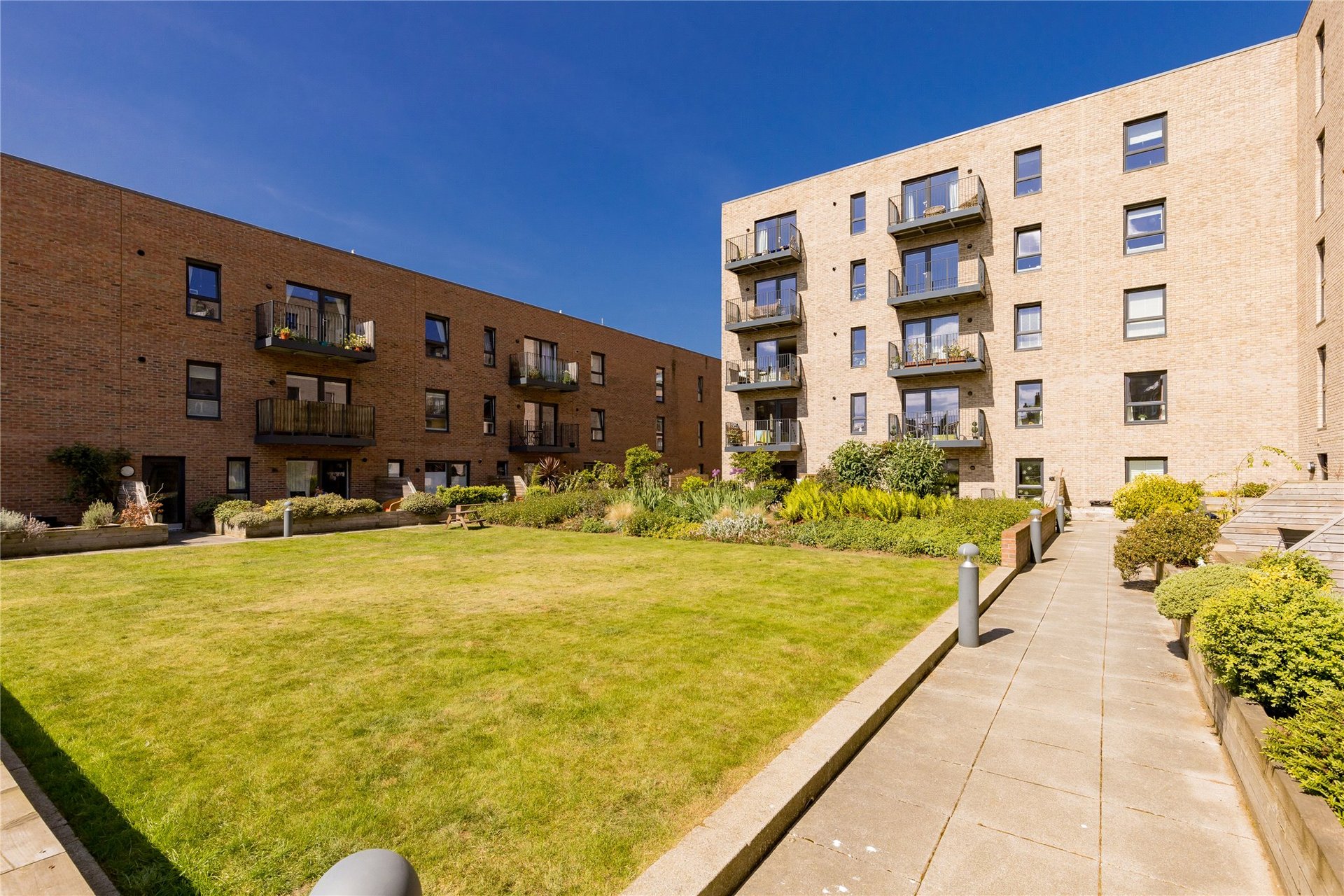 22/21 Pillans Place, Leith, Edinburgh, EH6 7AZ - Picture #20