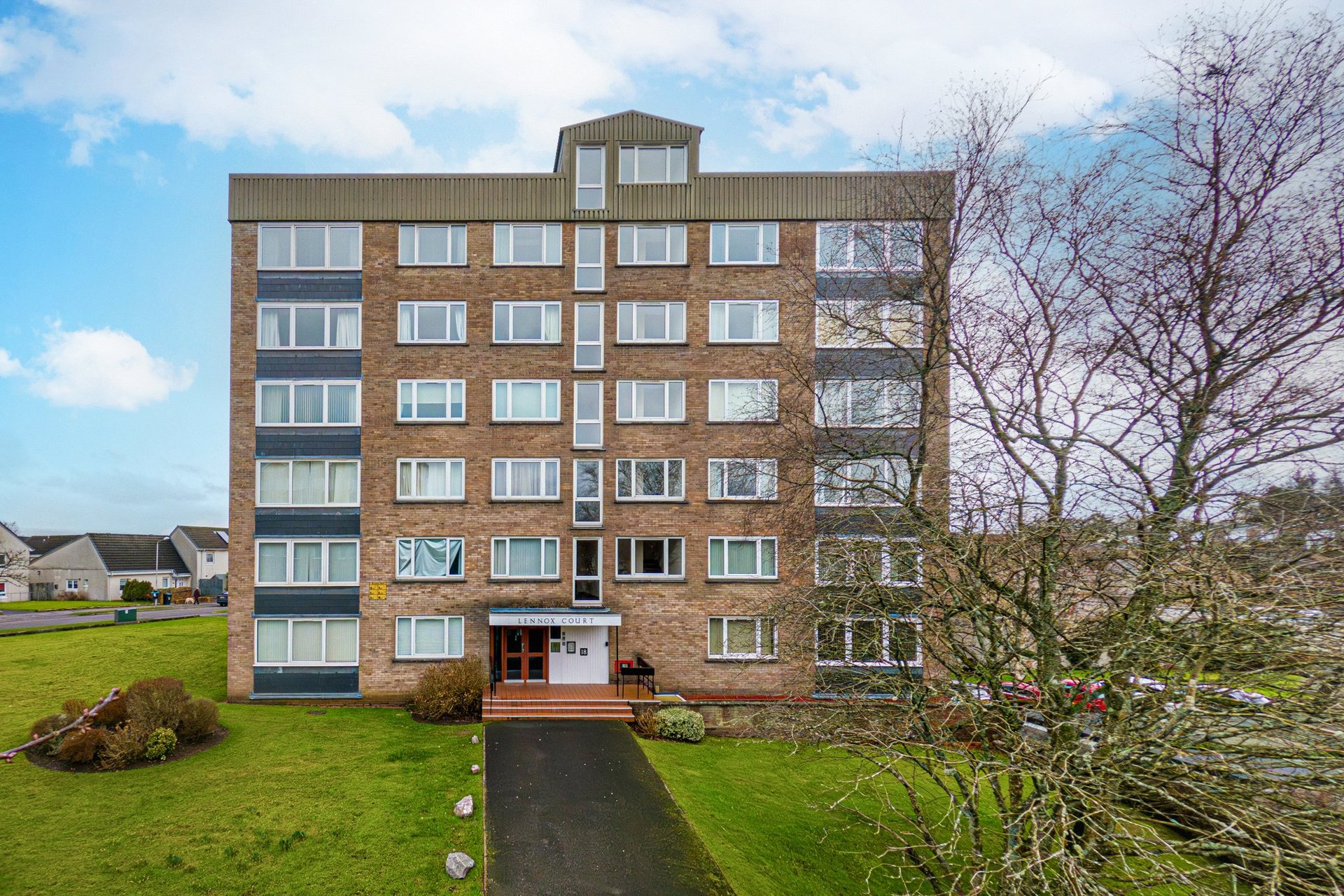 Garden Flat, Lennox Court, 18 Stockiemuir Avenue, Bearsden, G61 3JL - Picture #23