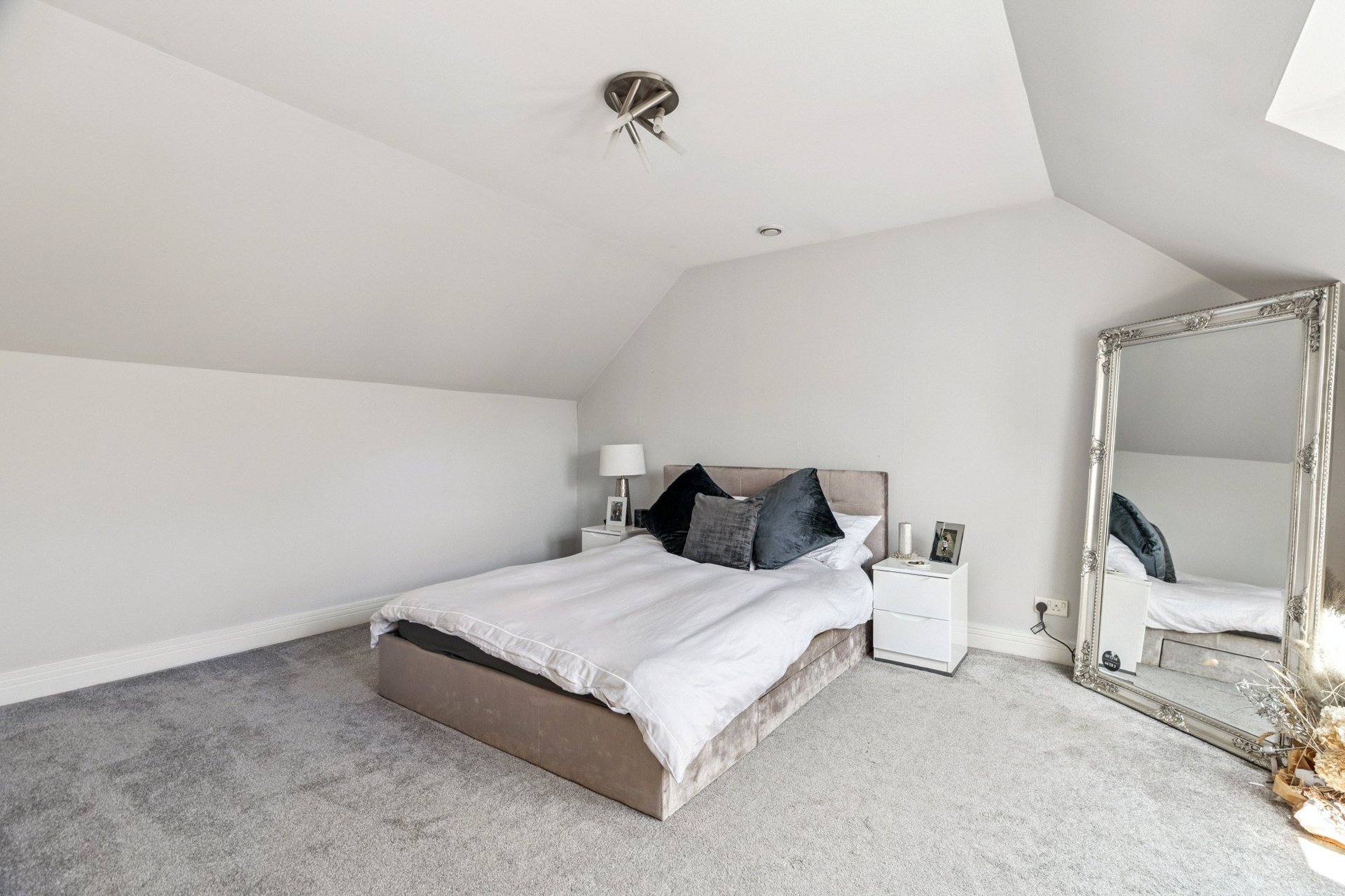 1 Caol Court, Thorntonhall, Glasgow, South Lanarkshire, G74 5DB - Picture #33