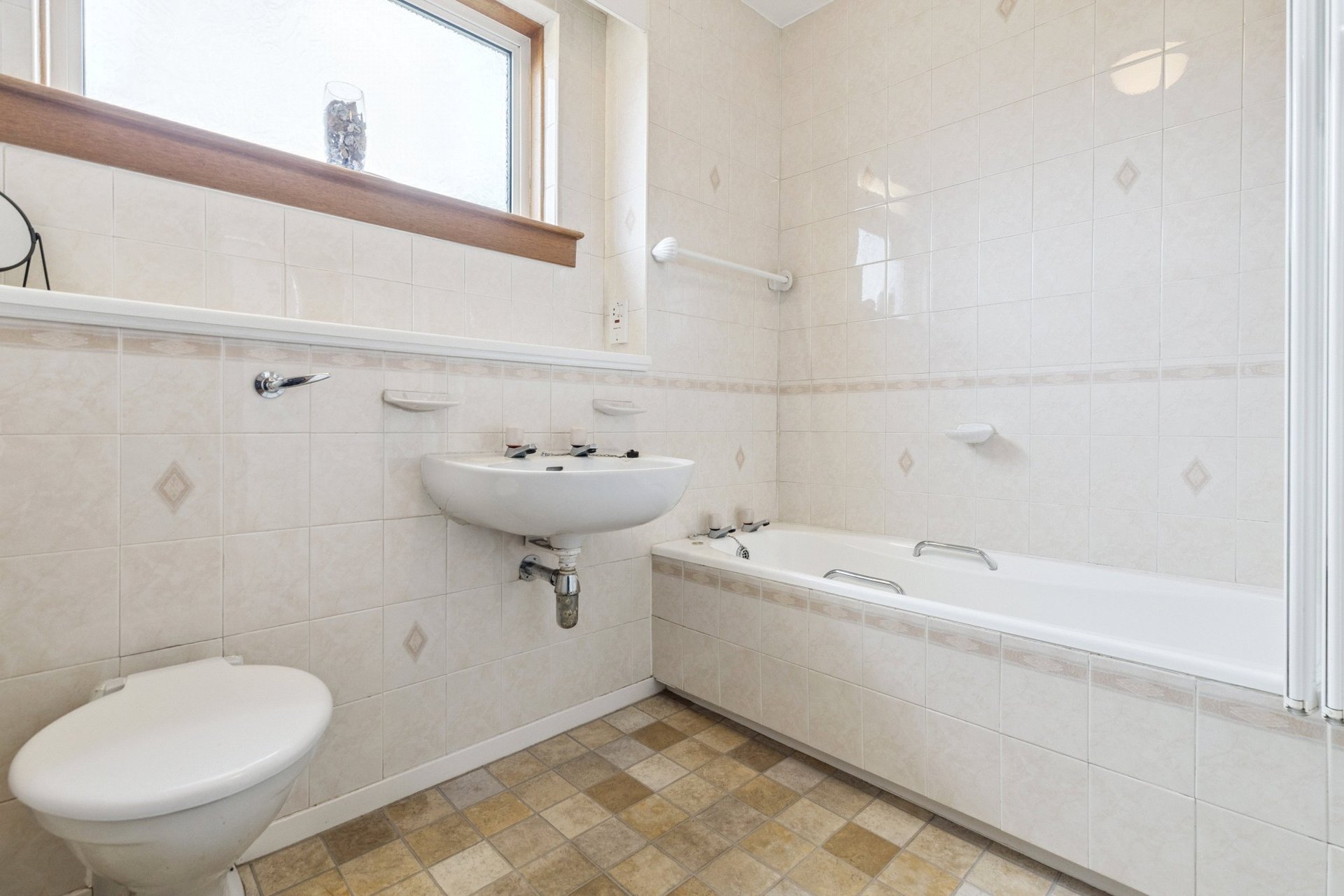 9/1 Iddesleigh Avenue, Milngavie, G62 8NT - Picture #12