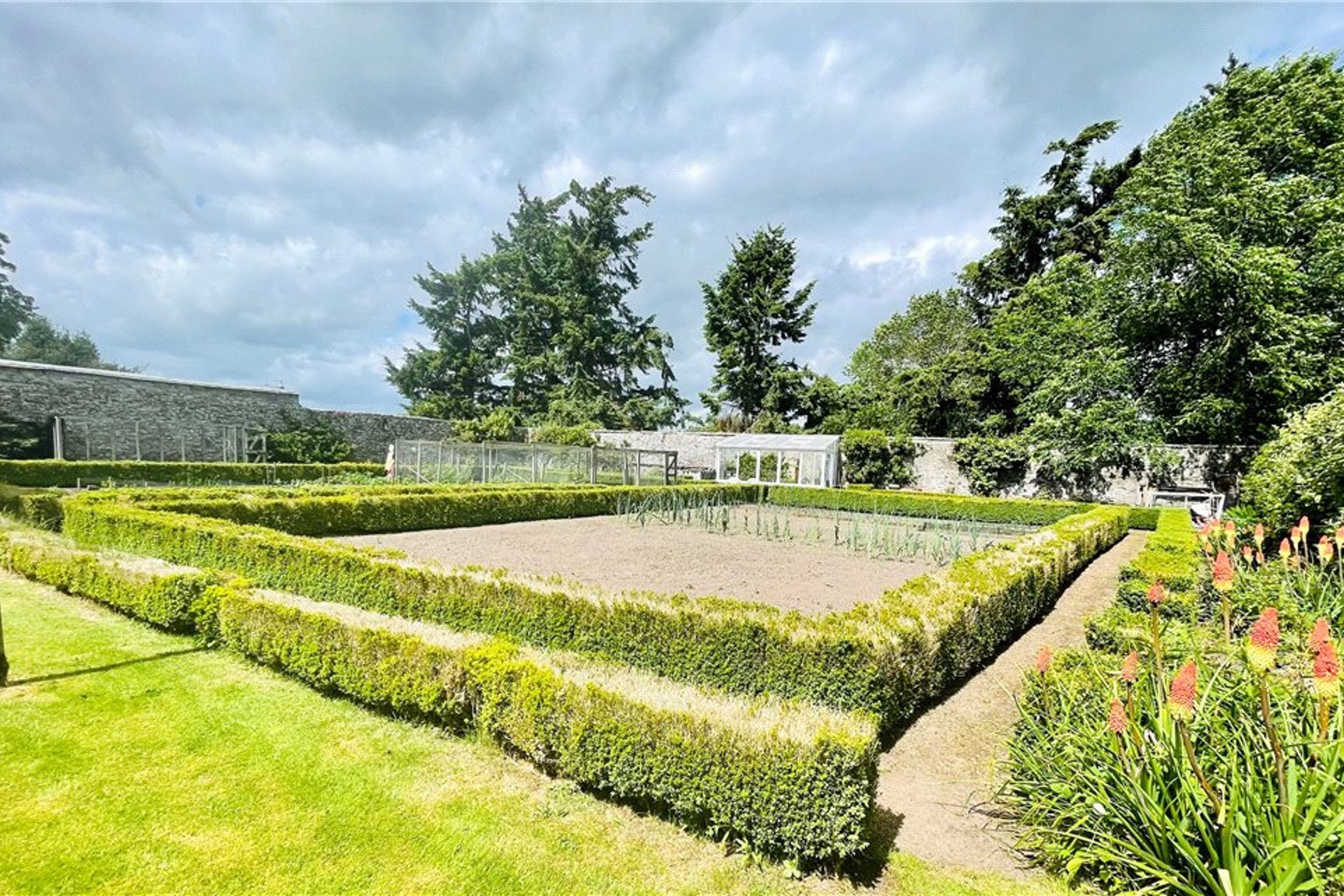 West Mains Of Huntingtower, Perth, PH1 1PX - Picture #19