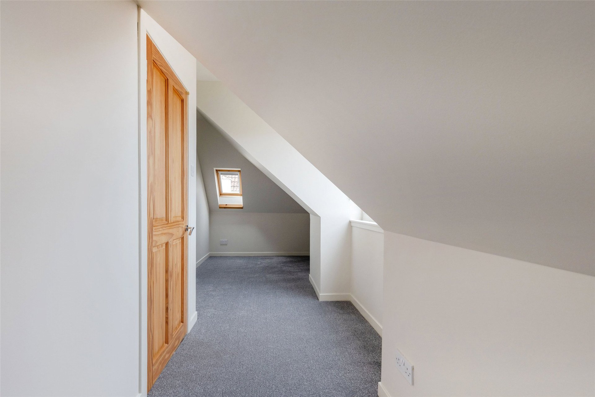81 Glasgow Road, Edinburgh, Midlothian, EH12 8LJ - Picture #24