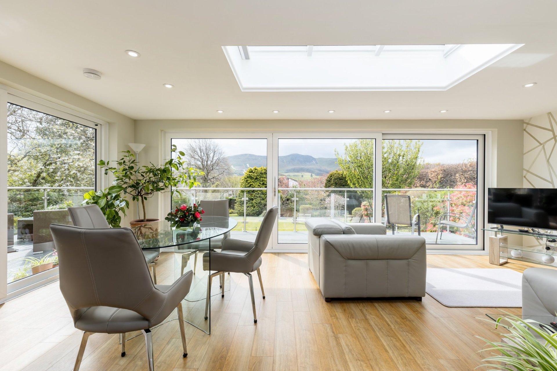 14 Frogston Road West, Fairmilehead, Edinburgh, EH10 7AR - Picture #3