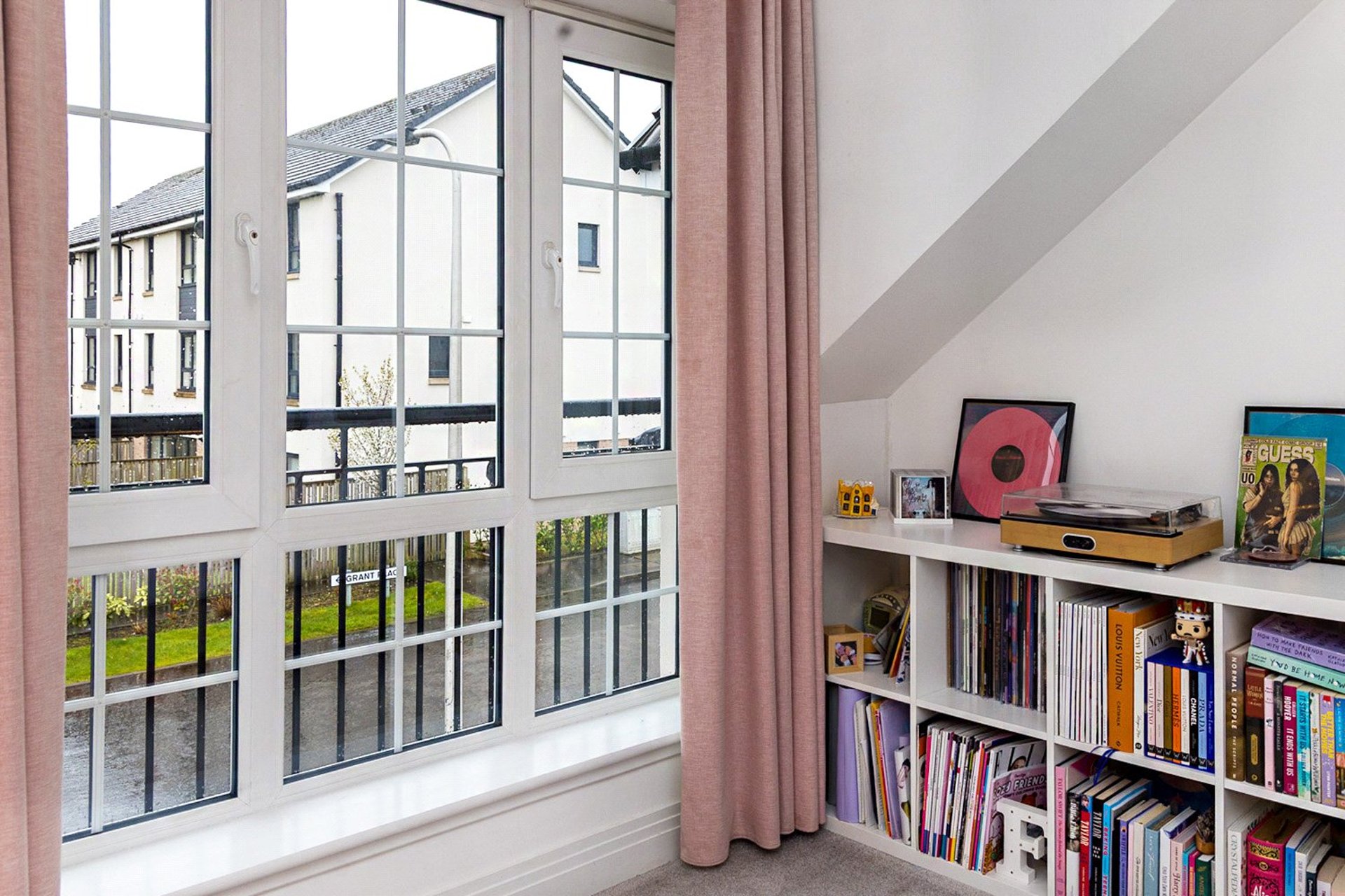 1 Grant Place, Bearsden, G61 3FA - Picture #28