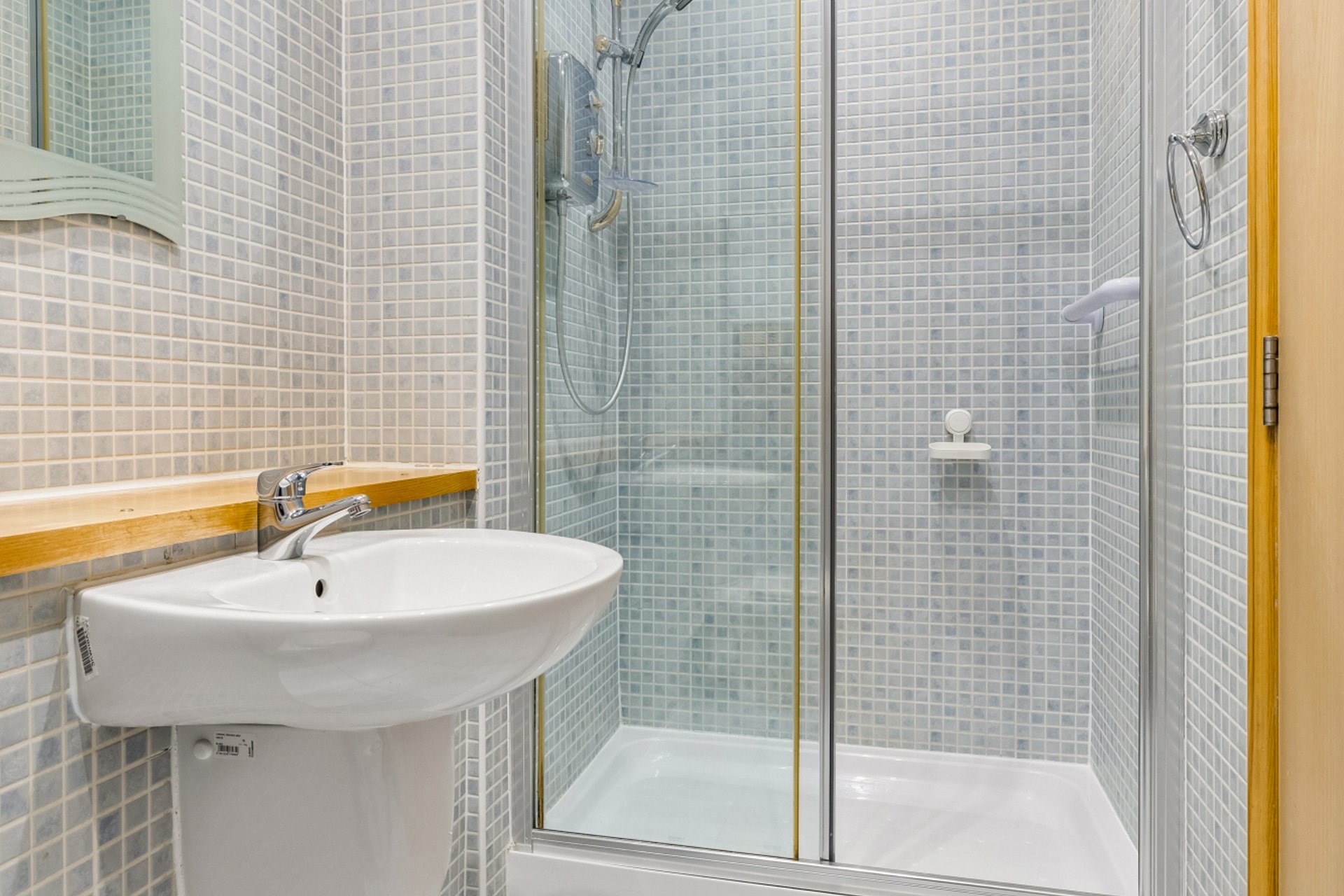 Flat J, 2 Whitecraigs Court, Giffnock, Glasgow, East Renfrewshire, G46 6SY - Picture #13