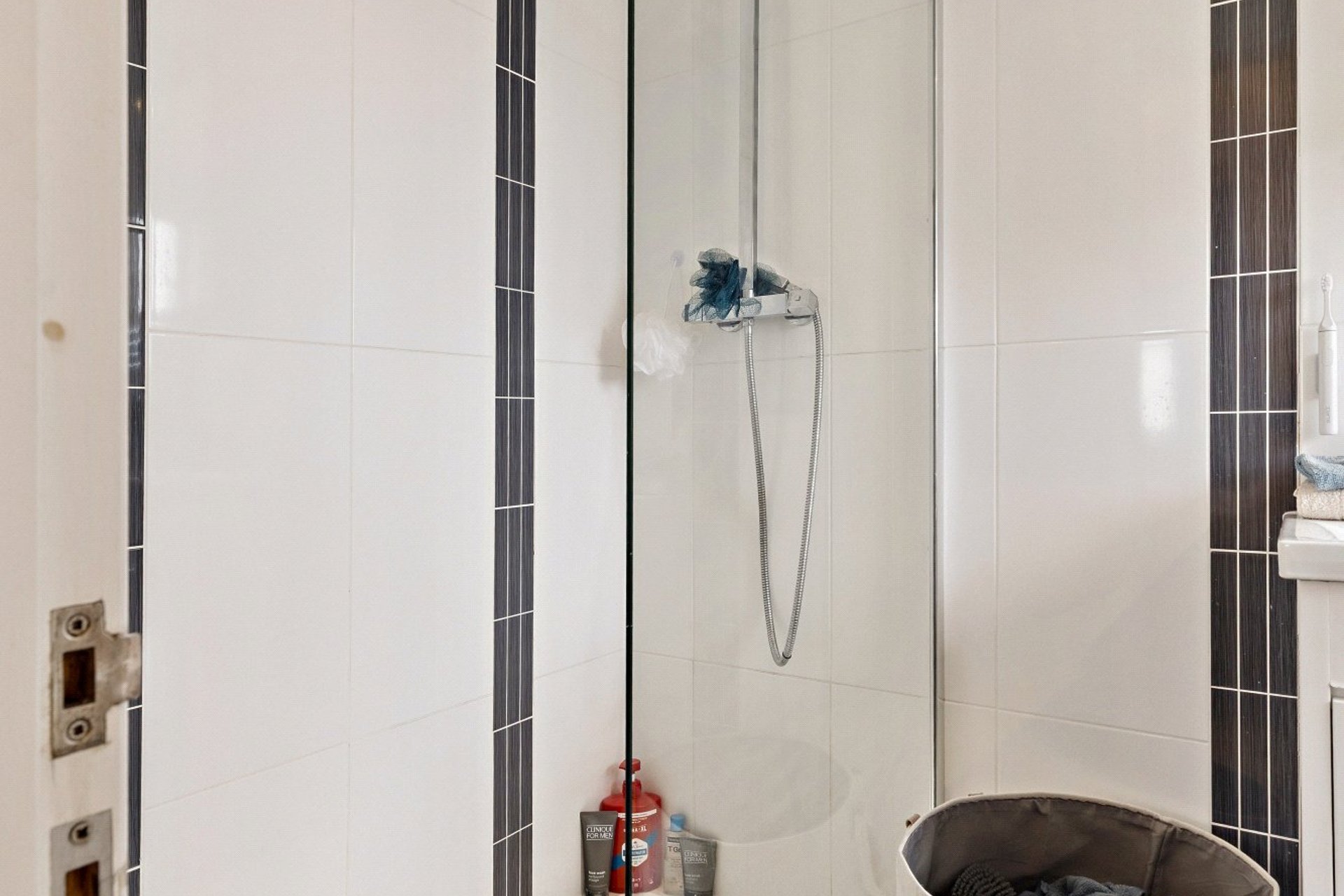 52 Hazelwood Avenue, Newton Mearns, Glasgow, East Renfrewshire, G77 5QS - Picture #26