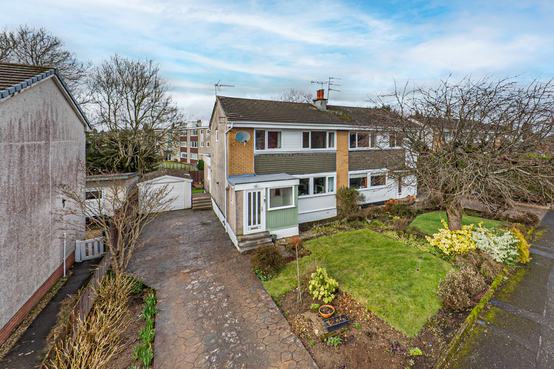 19 Kirkdene Avenue, Newton Mearns, Glasgow, East Renfrewshire, G77 5RN - Picture #2