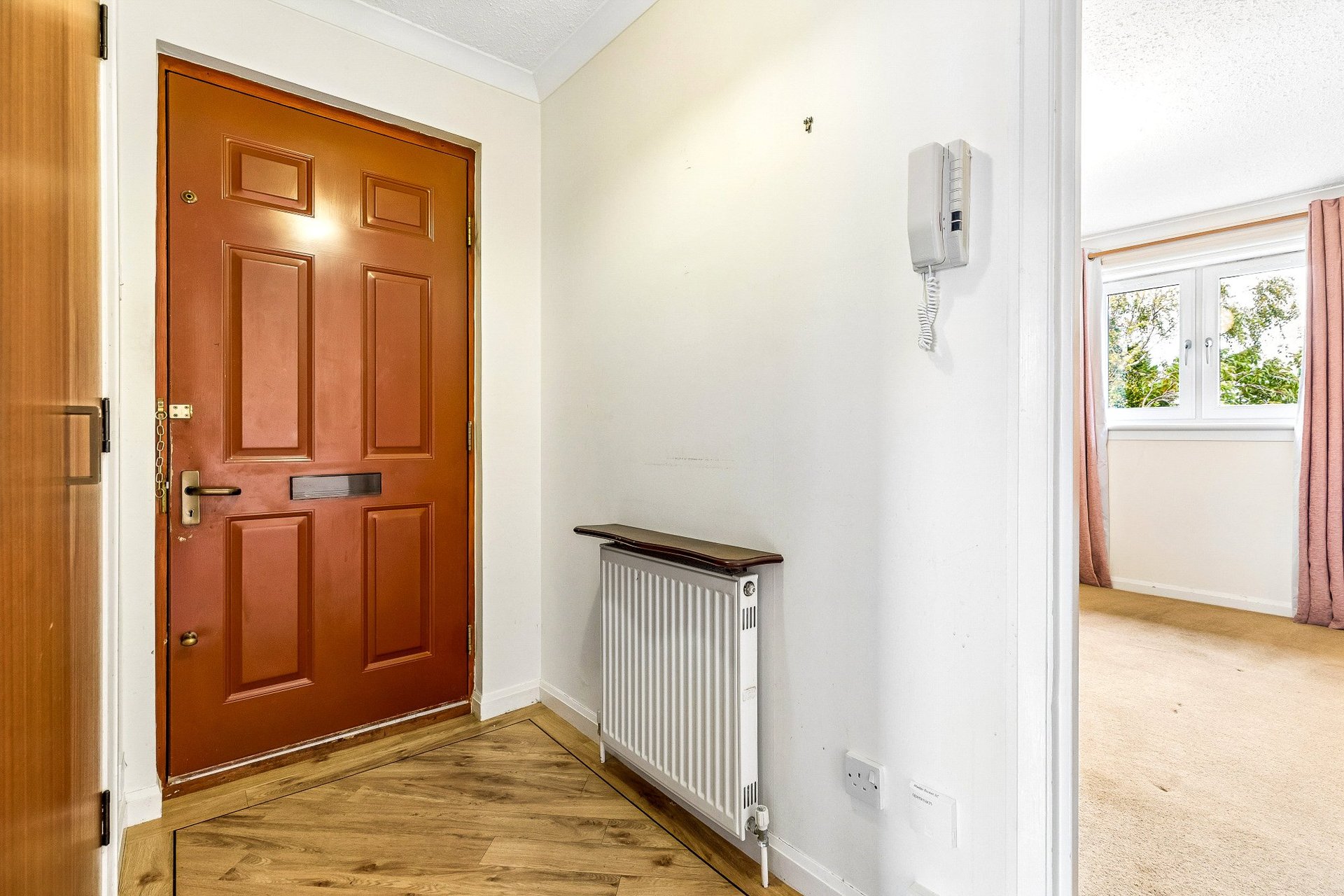 27 Ballantrae Crescent, Newton Mearns, Glasgow, G77 5TX - Picture #3
