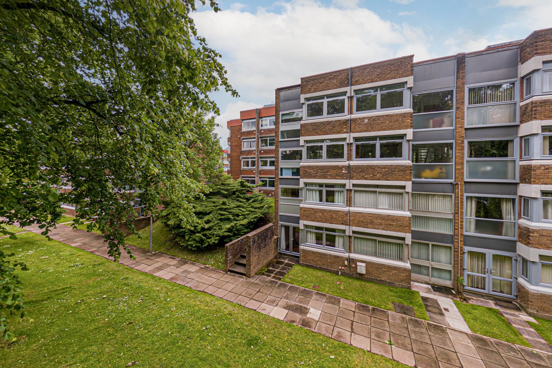 Flat 1, Bute Court, 30 Dirleton Drive, Glasgow, Glasgow City, G41 3BQ - Picture #1