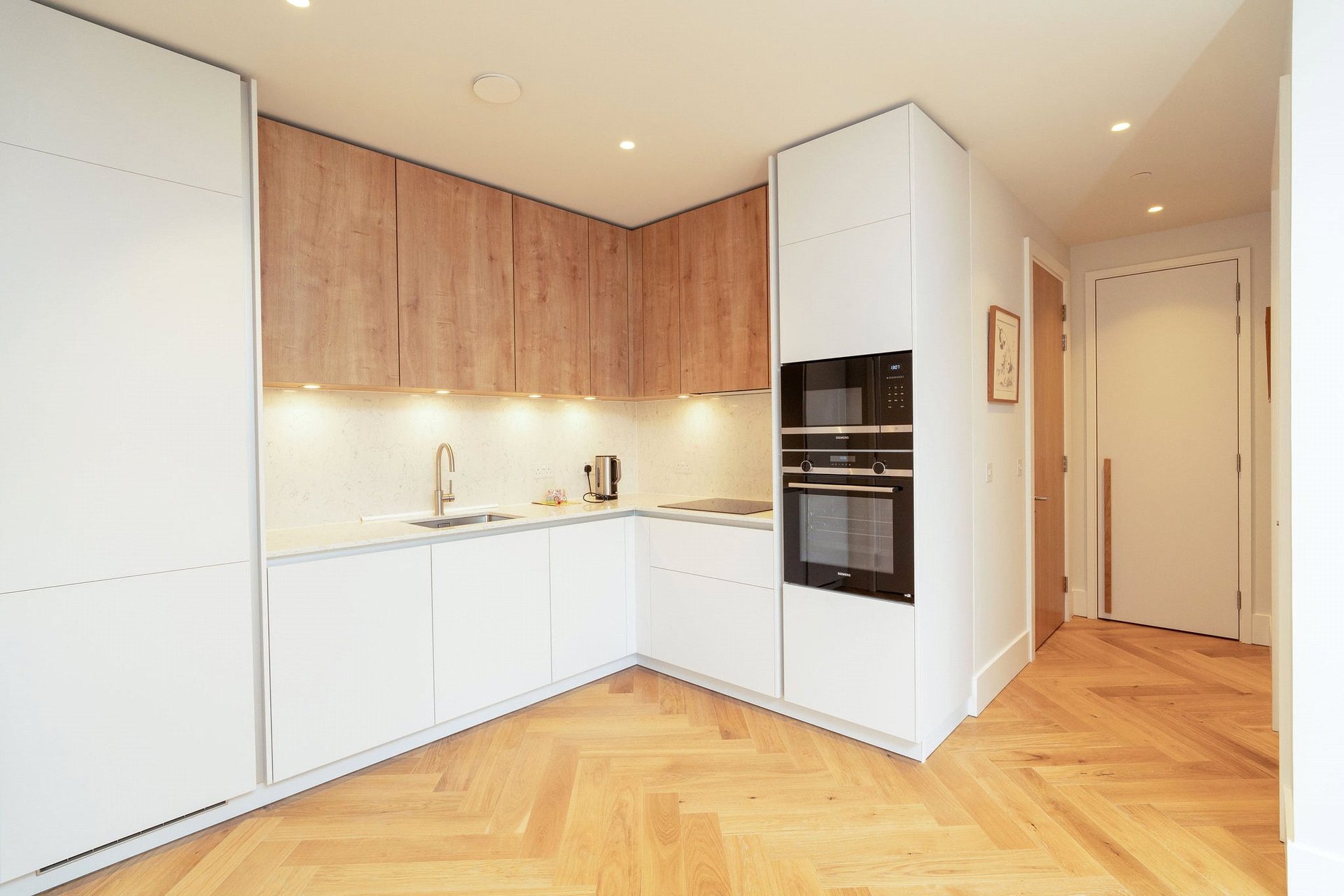 Flat 58 (Pavilion A), 1 St James Place, Edinburgh, Midlothian, EH1 3BP - Picture #5