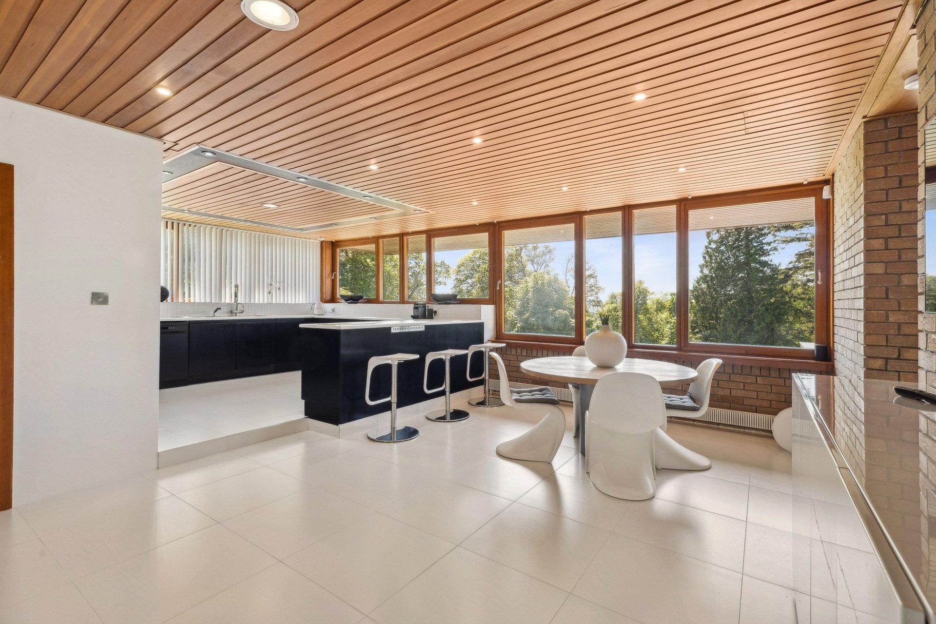 Tigh Geal, Station Road, Rhu, Helensburgh, Argyll and Bute, G84 8LW - Picture #35