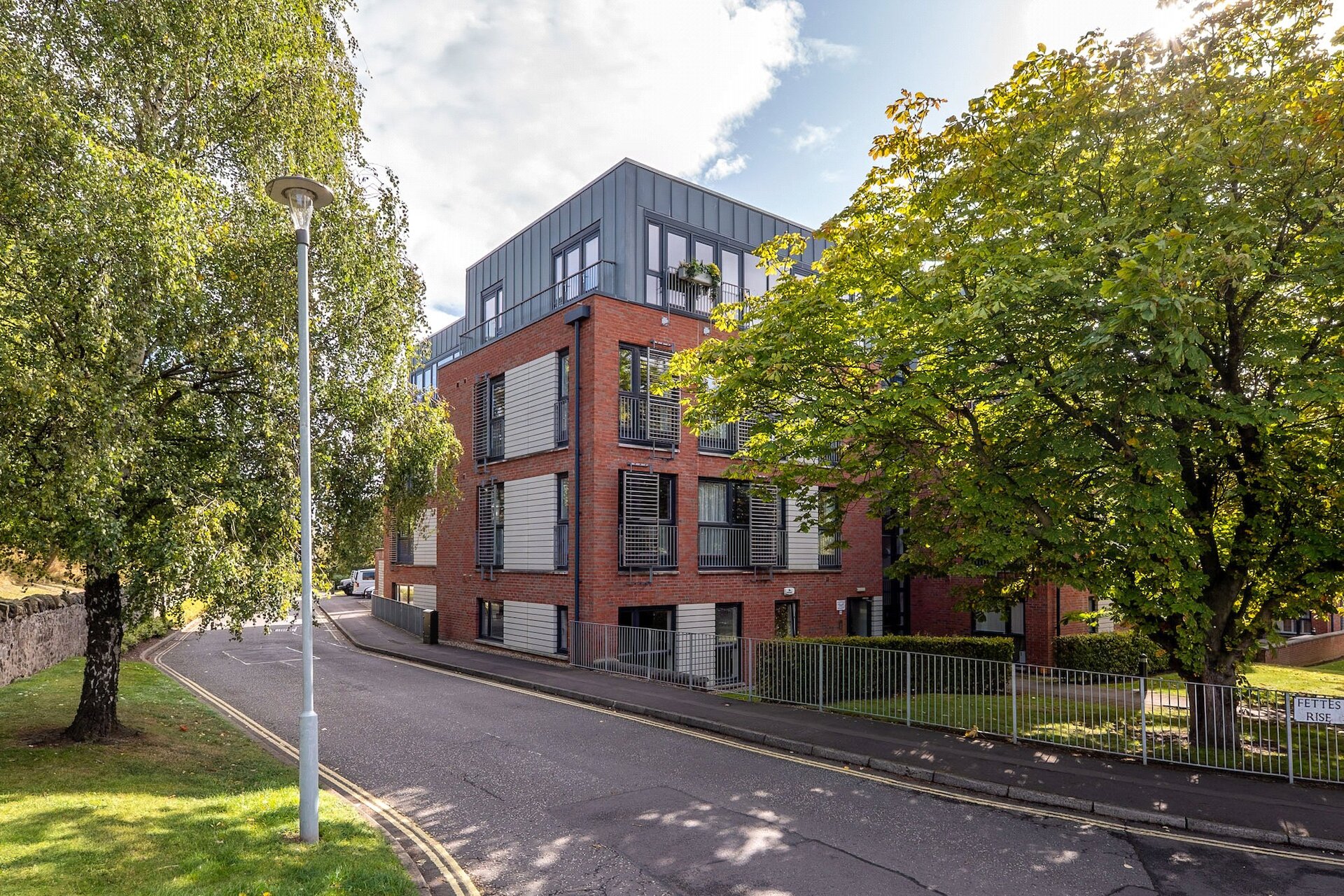 Flat 13, 52 East Fettes Avenue, Edinburgh, EH4 1FZ - Picture #1