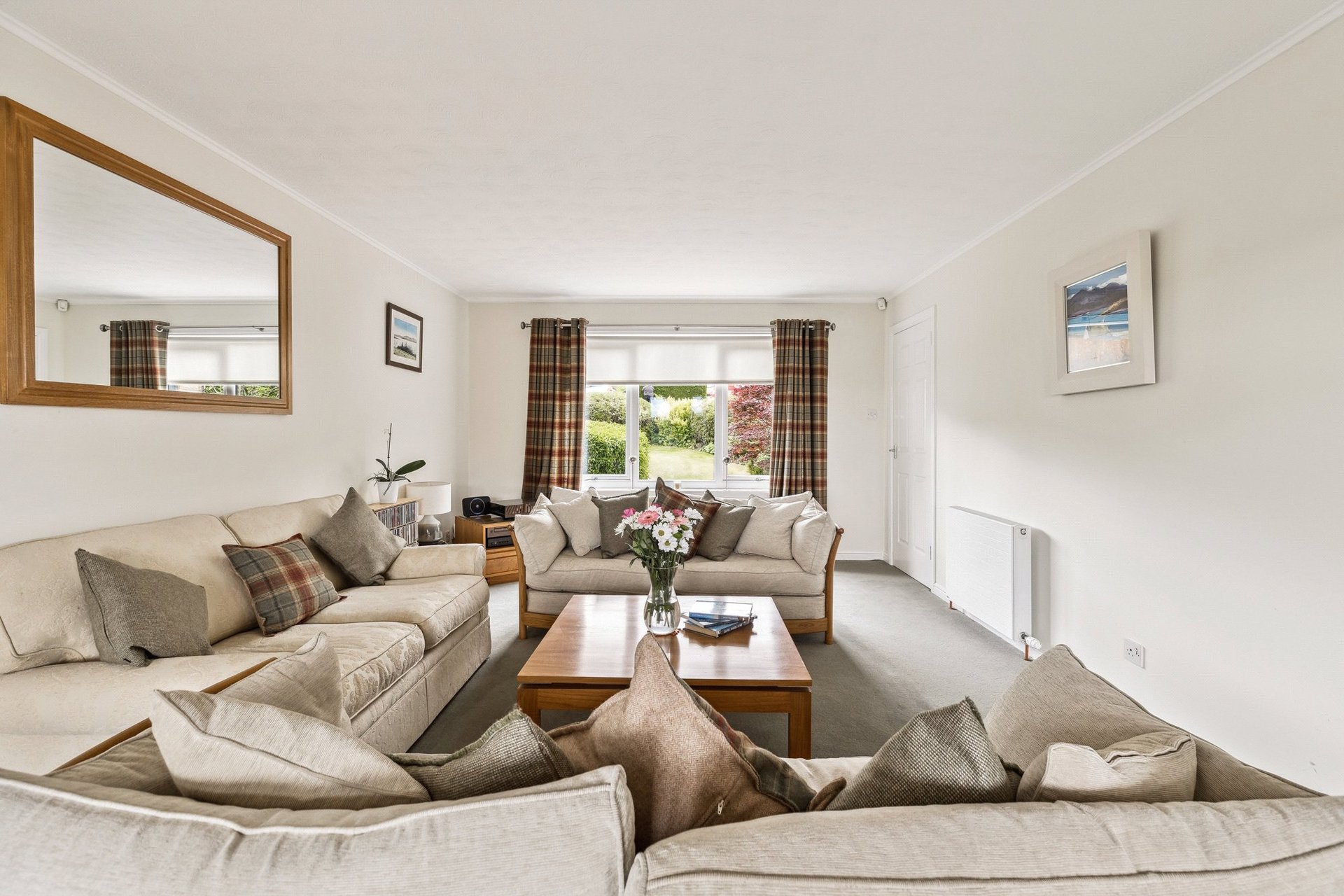 28 Lomond Crescent, Bridge of Weir, Renfrewshire, PA11 3HJ - Picture #4