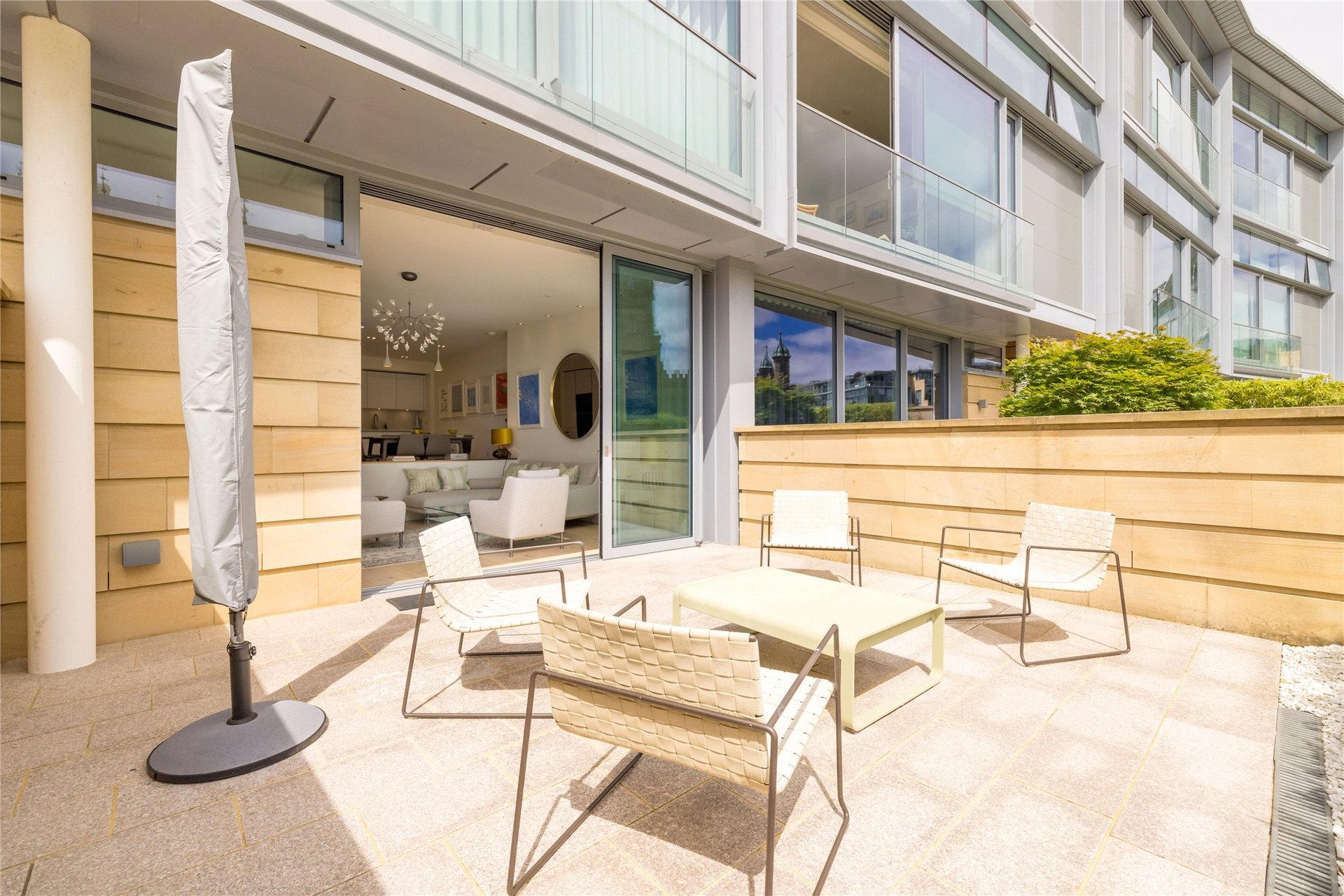 Flat 2, 26 Donaldson Crescent, Wester Coates, Edinburgh, EH12 5FD - Picture #2