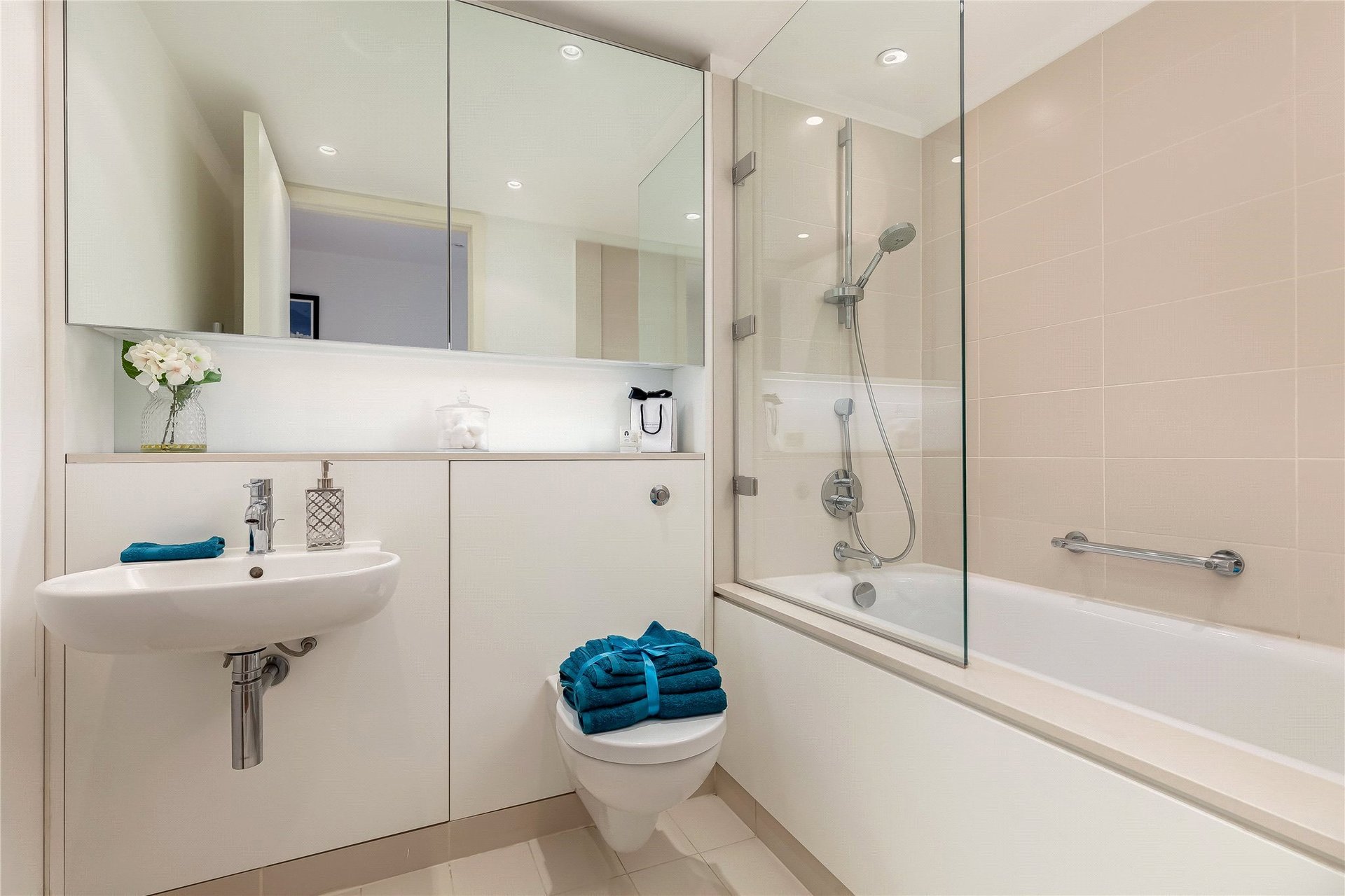 Flat 33, 28 Simpson Loan, Quartermile, Edinburgh, EH3 9GG - Picture #15