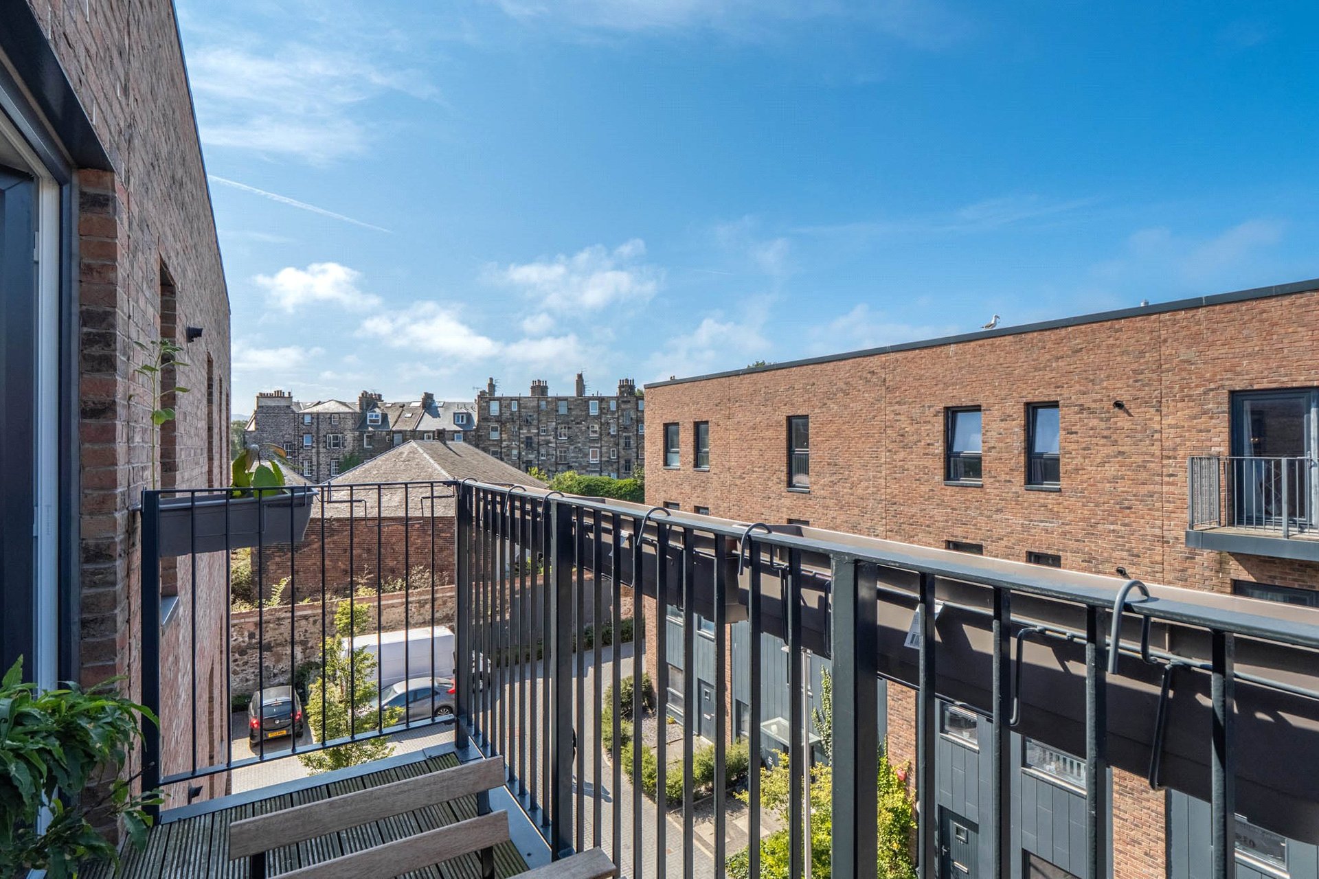 1/10 Chandler Crescent, Leith, Edinburgh, EH6 7AP - Picture #8