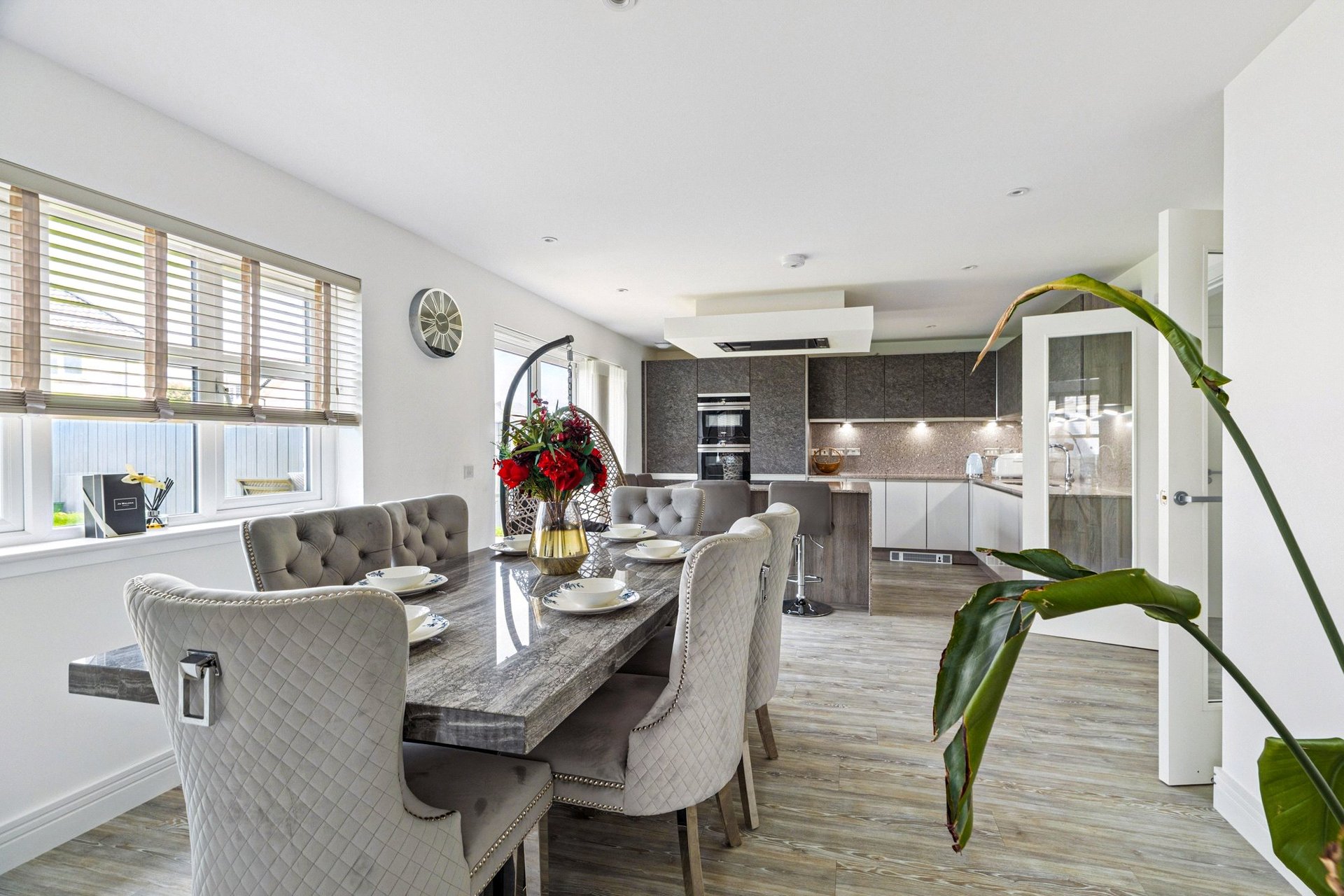 19 Maidenhill Grove, Newton Mearns, Glasgow, G77 5GT - Picture #7