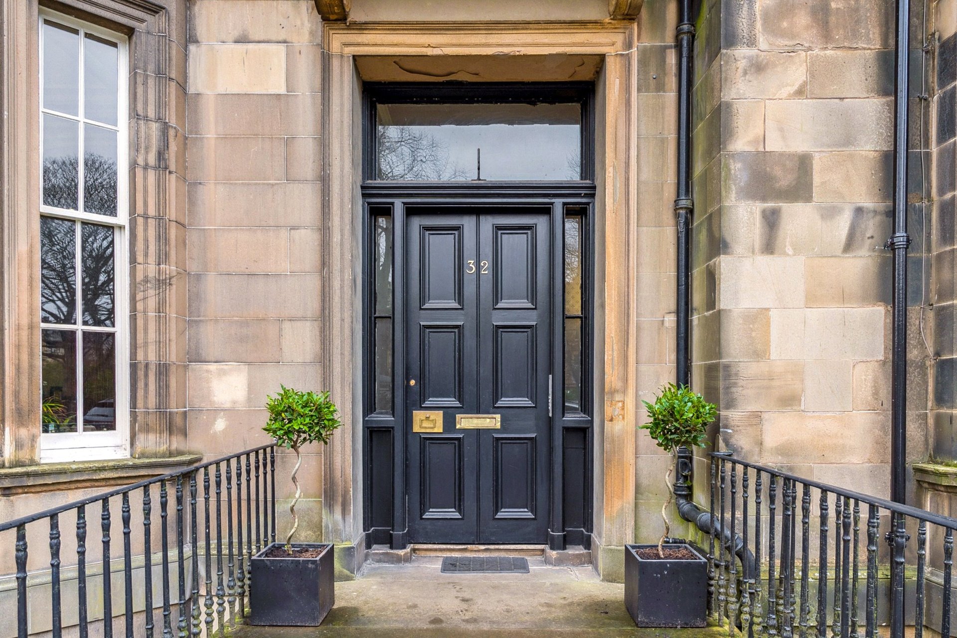 32/3 Buckingham Terrace, Edinburgh, EH4 3AF - Picture #2