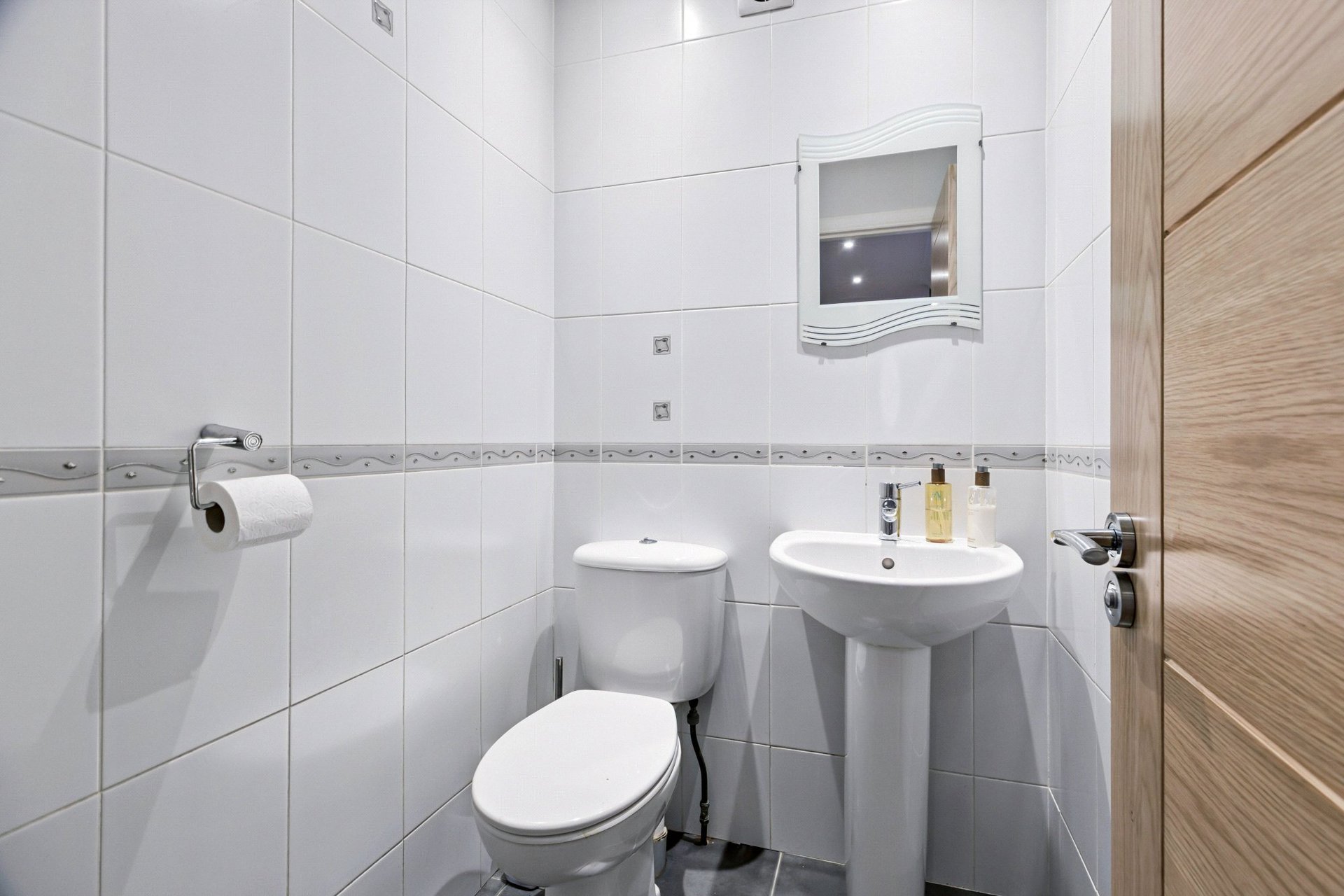 21 Newton Grove, Newton Mearns, Glasgow, East Renfrewshire, G77 5BX - Picture #16