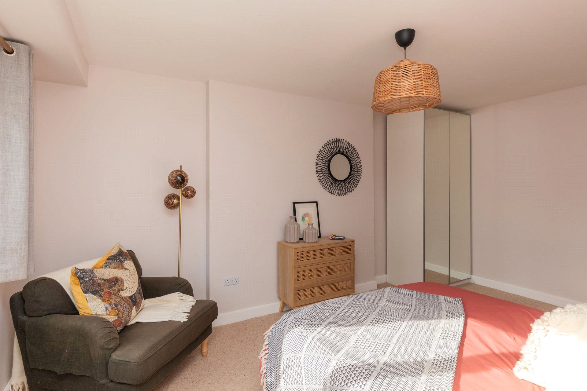 14 Woodlands Crescent, Thornliebank, Glasgow, G46 7SR - Picture #20