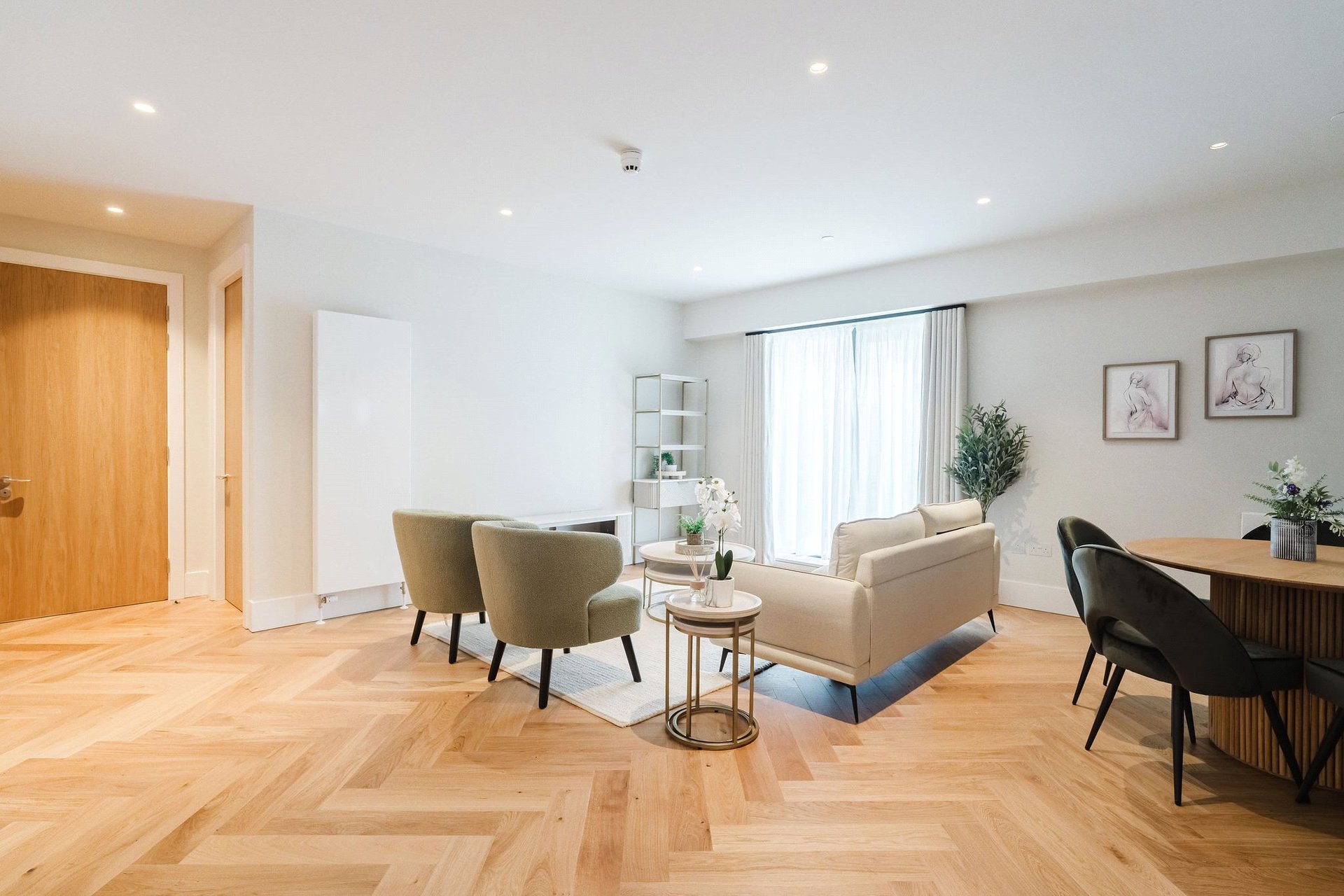 Flat 7 (Pavilion B), 3 Elder Street, Edinburgh, Midlothian, EH1 3BP - Picture #2