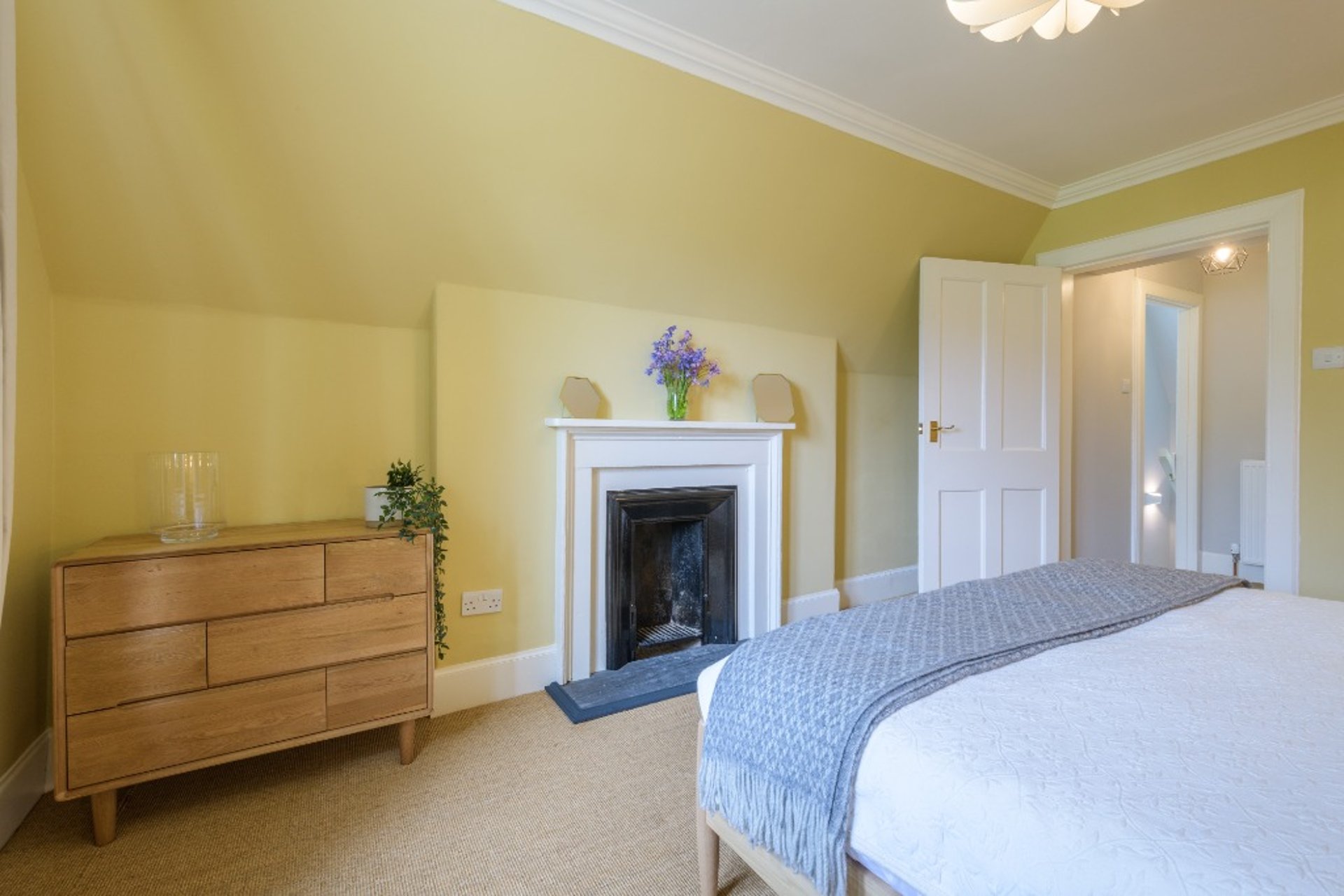 Meadowbank Lodge, 1 Duke's Walk, Meadowbank, Edinburgh, EH8 7AT - Picture #35