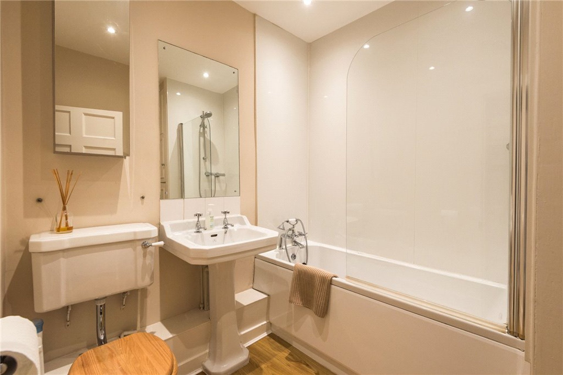 65B Cumberland Street, Edinburgh, EH3 6RD - Picture #10