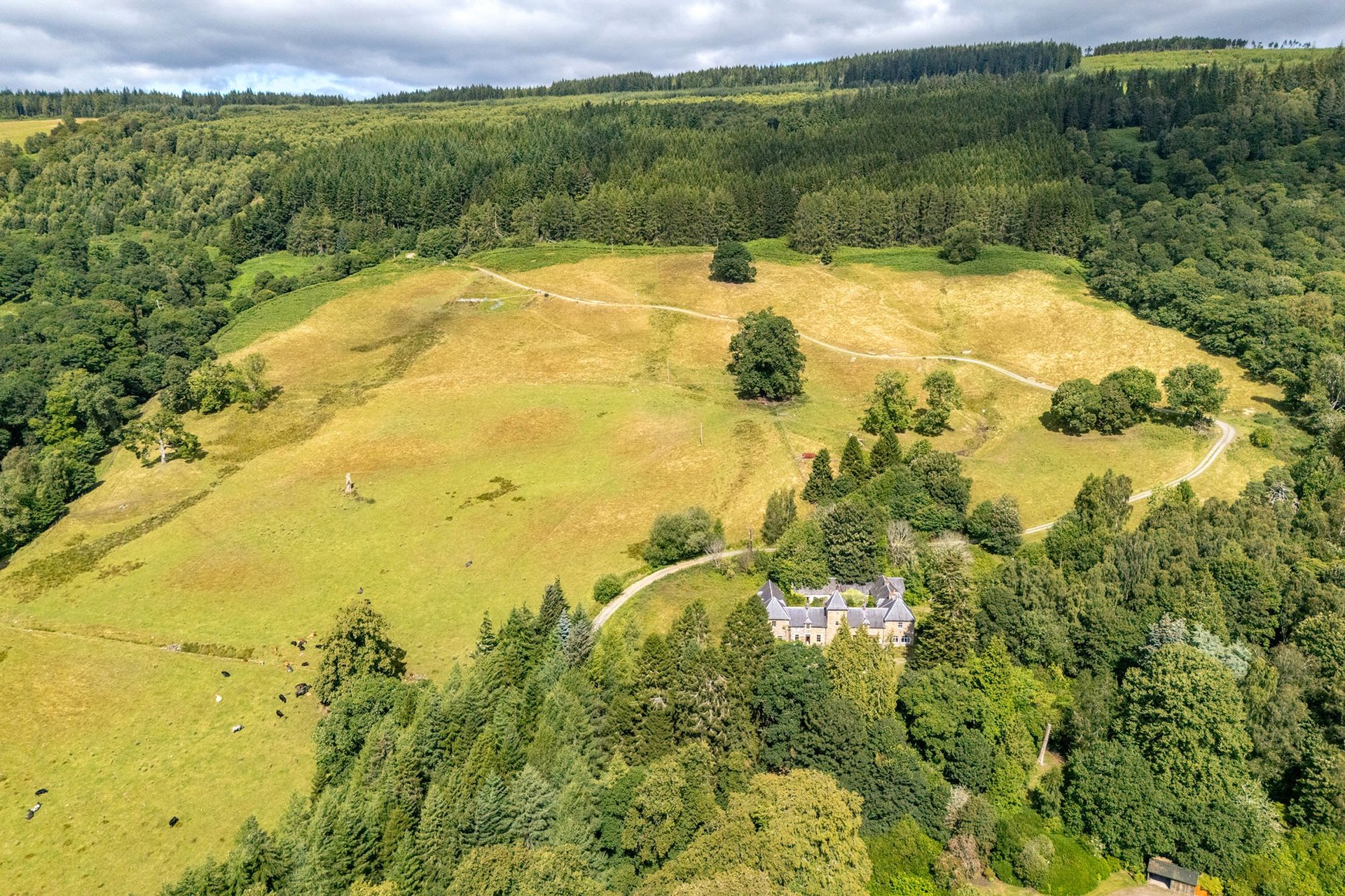 Ballechin Home Farm, Ballinluig, Pitlochry, Perth and Kinross, PH9 0LW - Picture #22